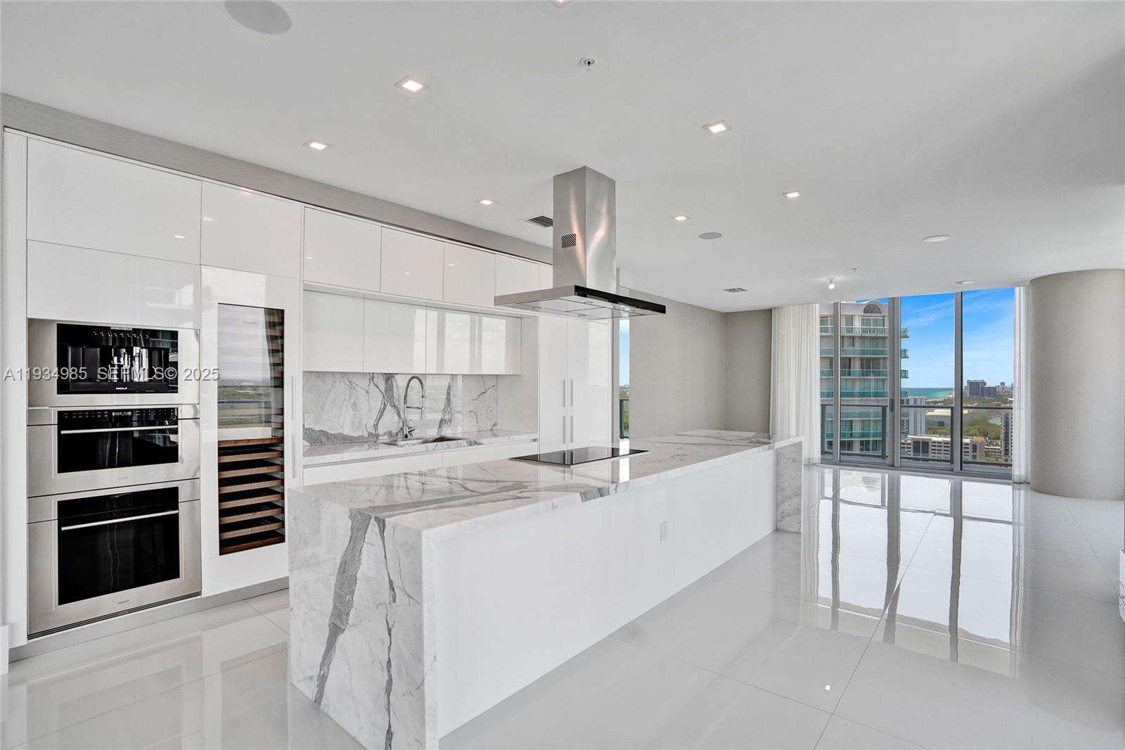 PARQUE TOWERS - 300 Sunny Isles Blvd, Sunny Isles Beach, FL 33160 | Picture 42