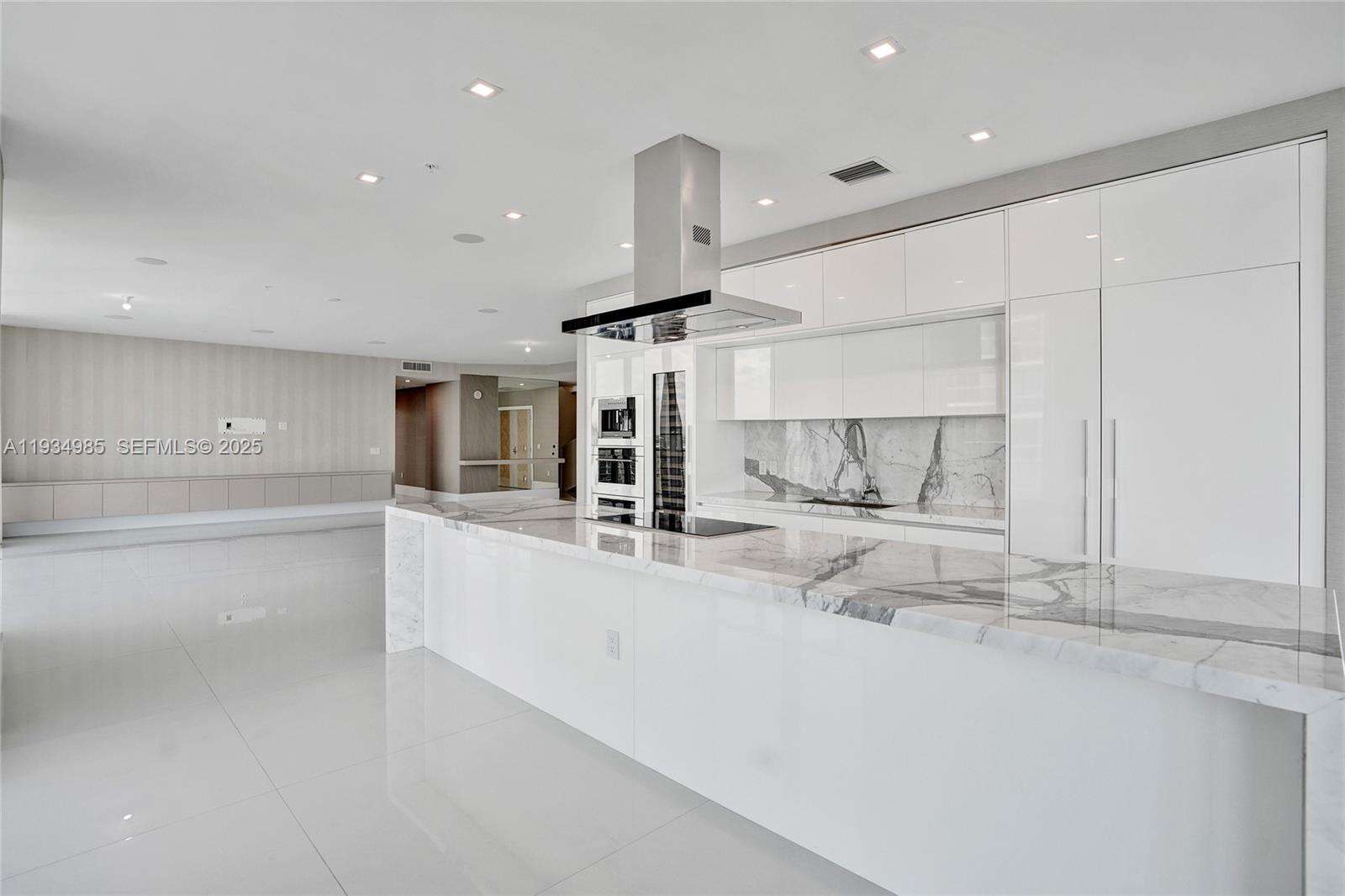 PARQUE TOWERS - 300 Sunny Isles Blvd, Sunny Isles Beach, FL 33160 | Picture 43