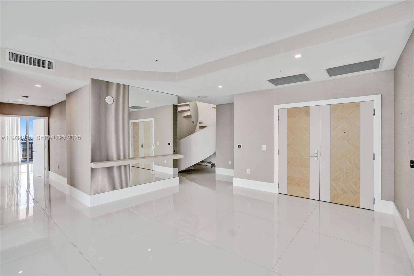 PARQUE TOWERS - 300 Sunny Isles Blvd, Sunny Isles Beach, FL 33160 | Picture 47