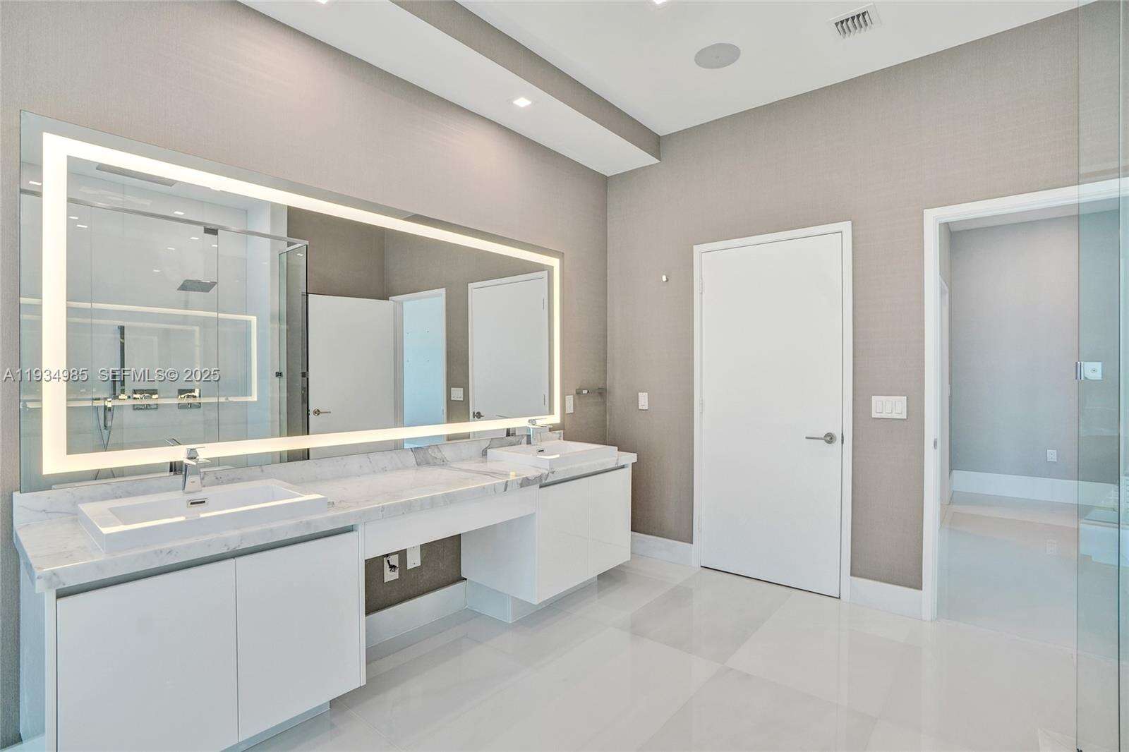 PARQUE TOWERS - 300 Sunny Isles Blvd, Sunny Isles Beach, FL 33160 | Picture 59