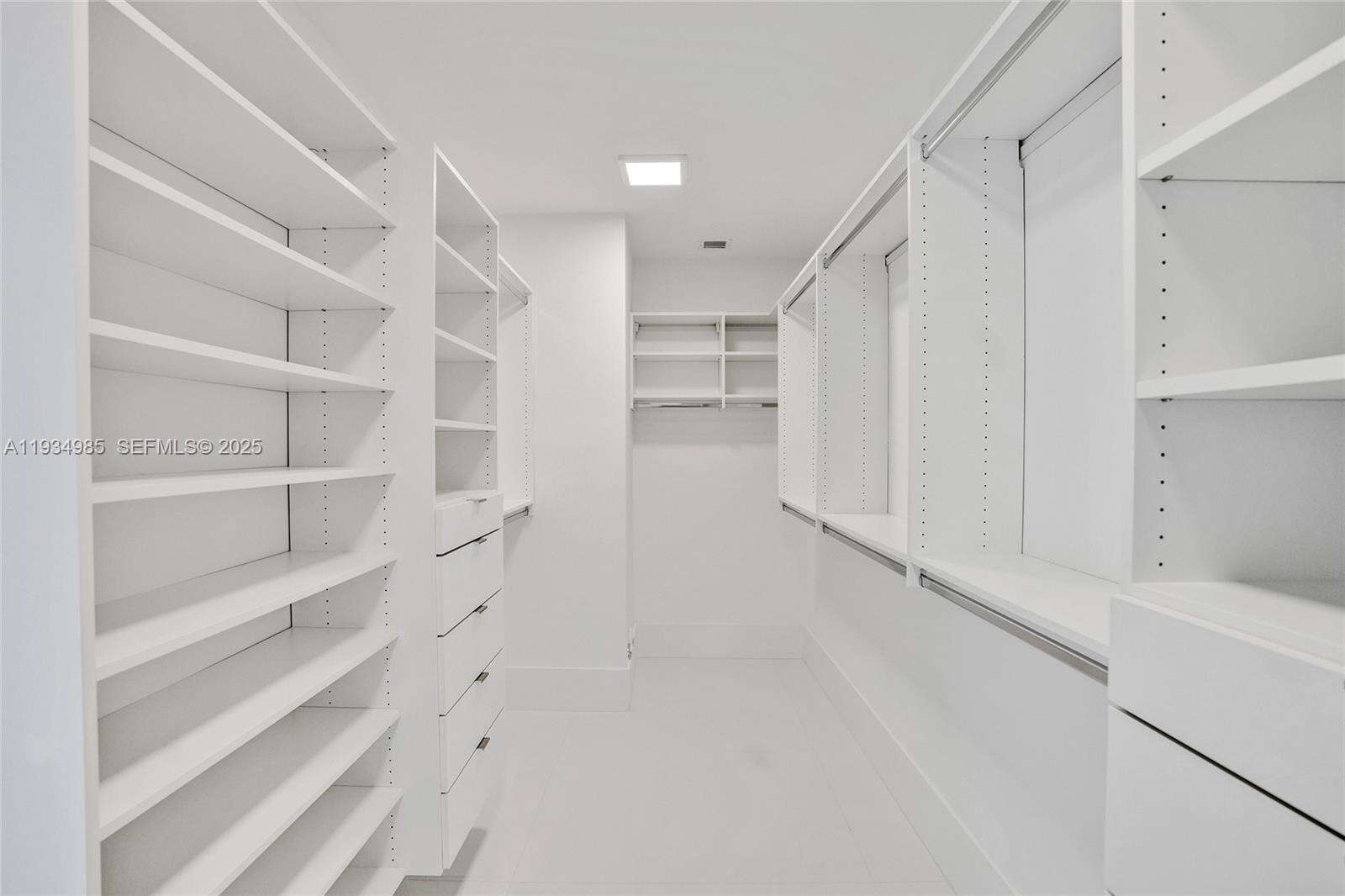 PARQUE TOWERS - 300 Sunny Isles Blvd, Sunny Isles Beach, FL 33160 | Picture 62