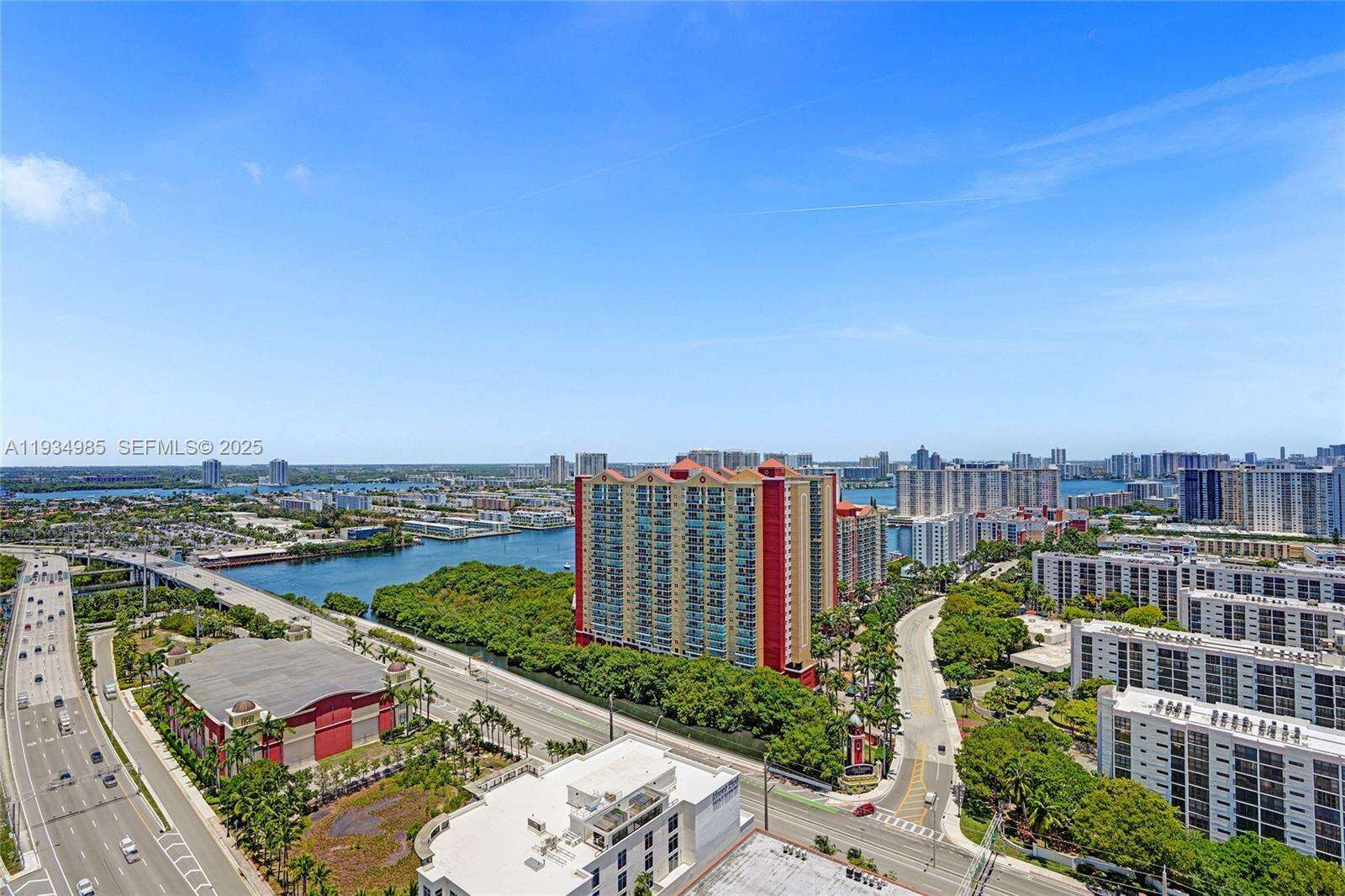 PARQUE TOWERS - 300 Sunny Isles Blvd, Sunny Isles Beach, FL 33160 | Picture 68
