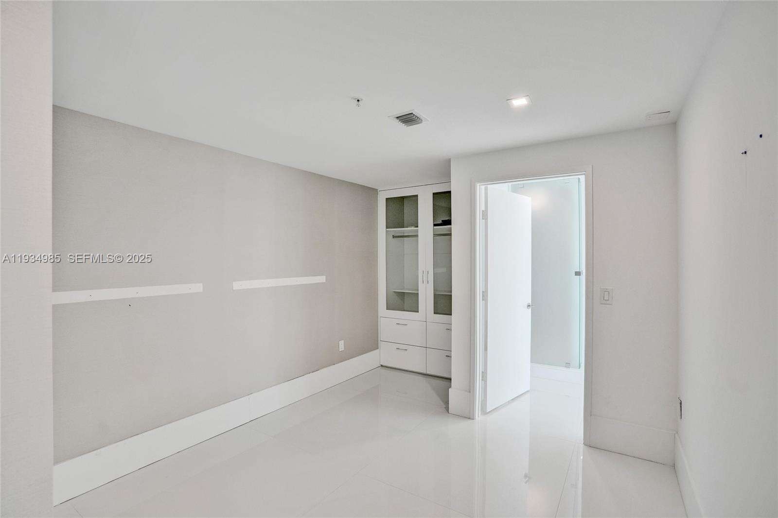 PARQUE TOWERS - 300 Sunny Isles Blvd, Sunny Isles Beach, FL 33160 | Picture 77