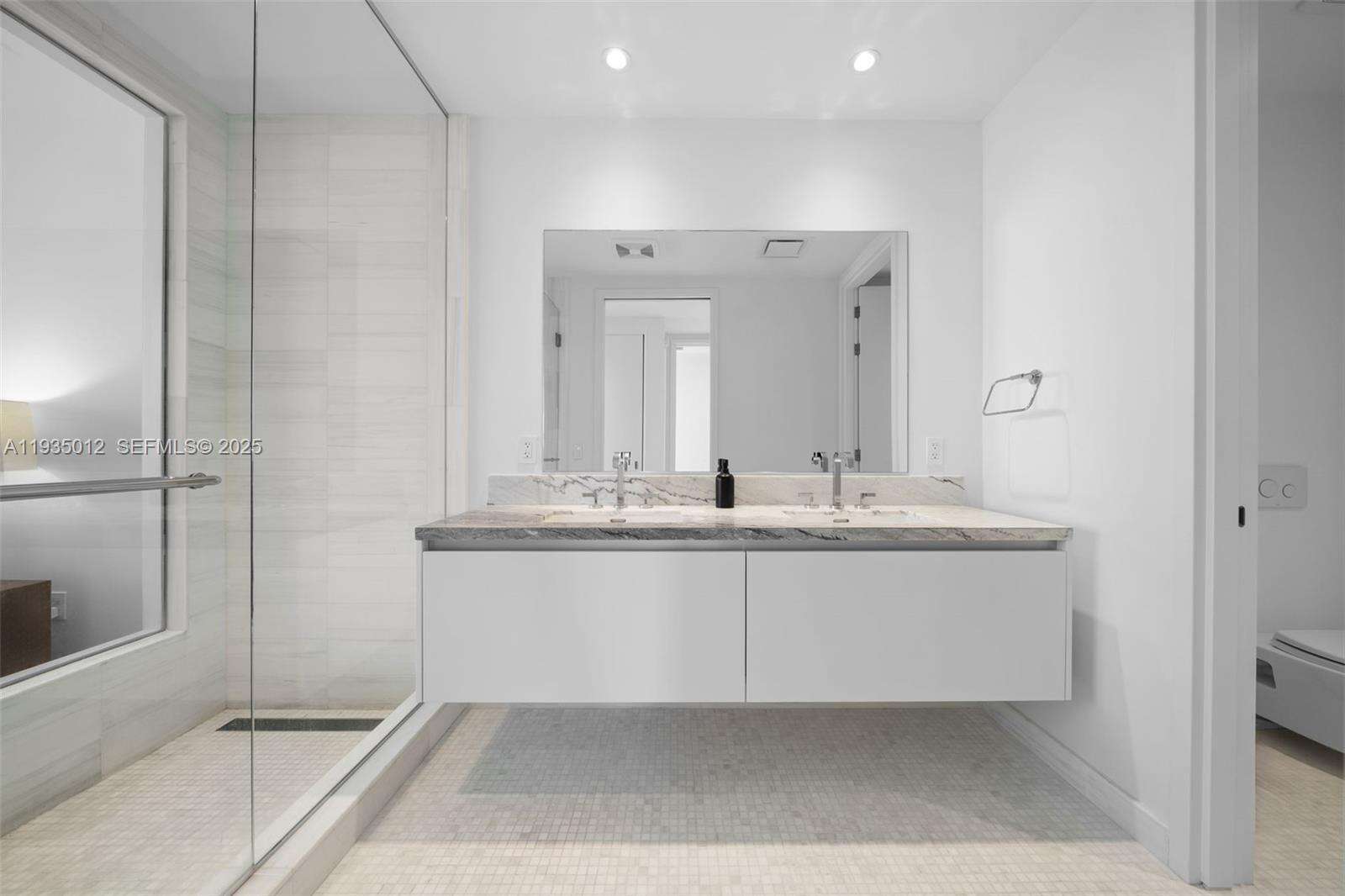 MISSONI BAIA - 700 26 Ter, Miami, FL 33137 | Picture 14