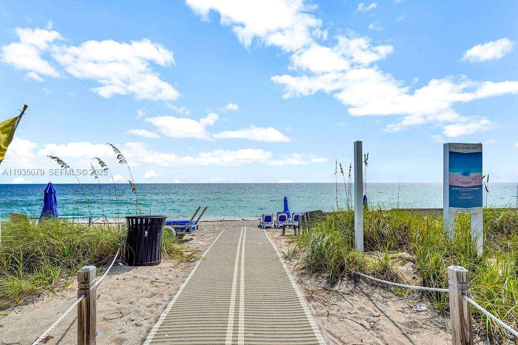 BAL HARBOUR 101 - 10155 Collins Ave, Bal Harbour, FL 33154 | Picture 28