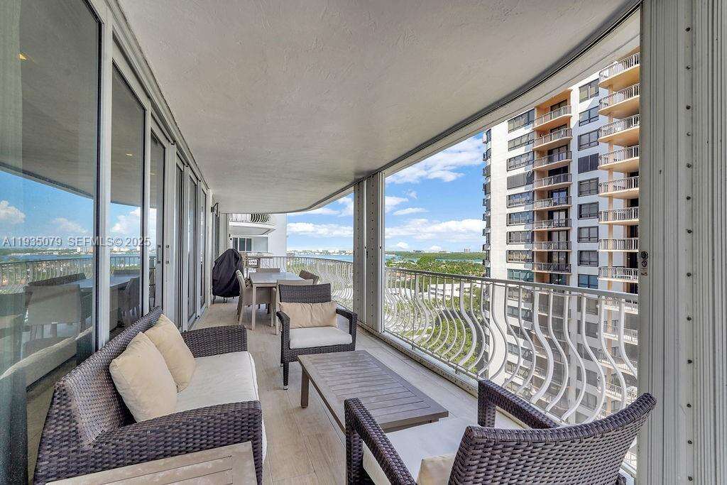 BAL HARBOUR 101 - 10155 Collins Ave, Bal Harbour, FL 33154 | Picture 7