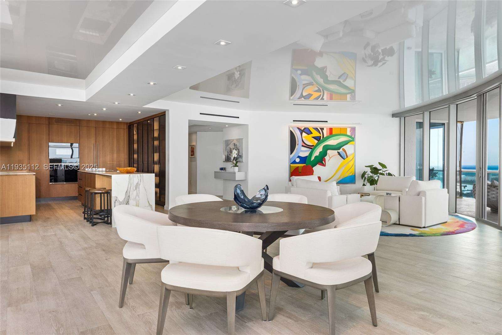 MURANO AT PORTOFINO - 1000 Pointe Dr, Miami Beach, FL 33139 | Picture 12