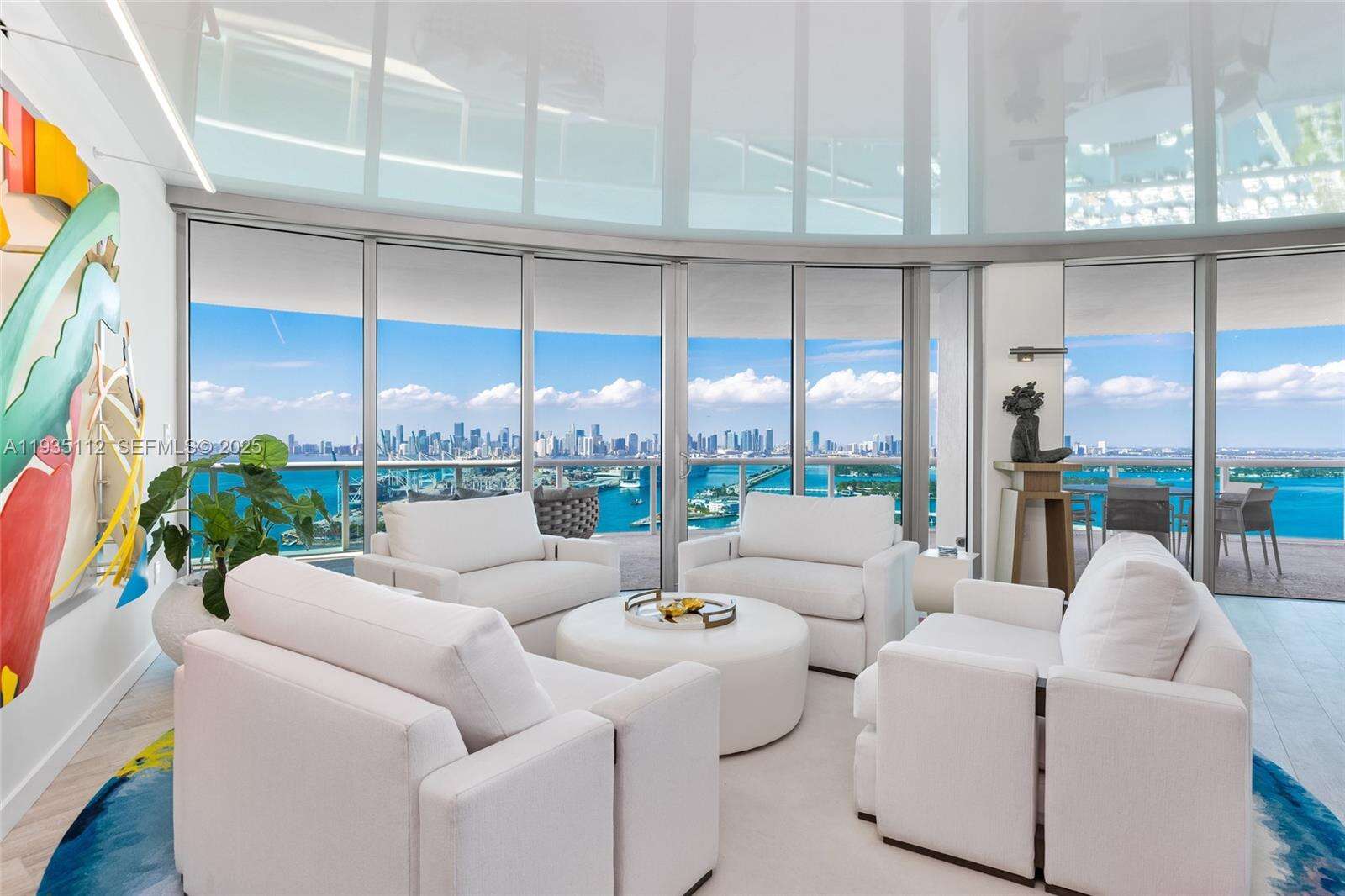 MURANO AT PORTOFINO - 1000 Pointe Dr, Miami Beach, FL 33139 | Picture 13