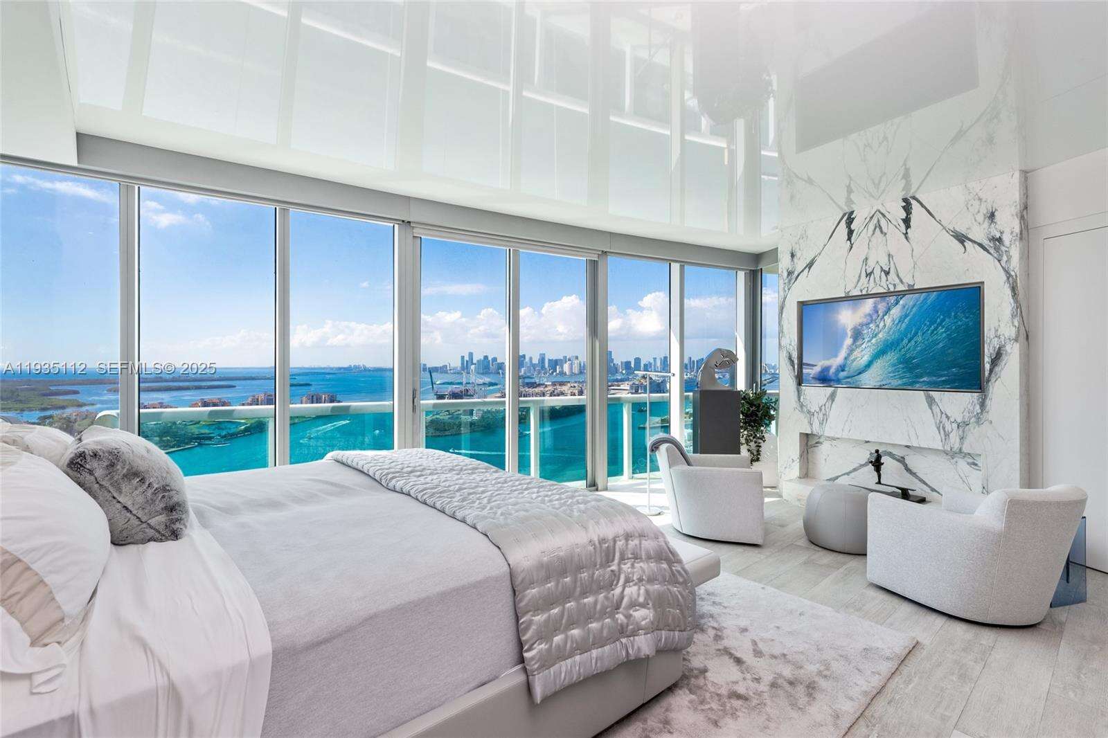 MURANO AT PORTOFINO - 1000 Pointe Dr, Miami Beach, FL 33139 | Picture 24