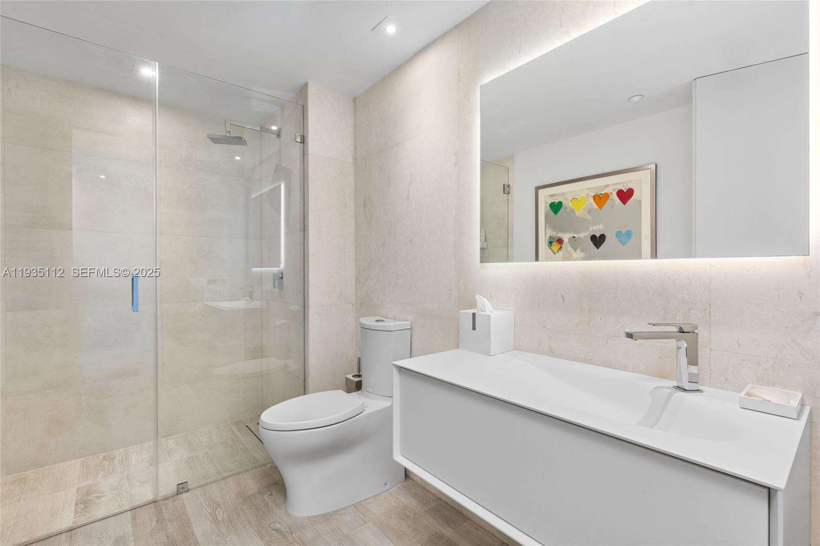 MURANO AT PORTOFINO - 1000 Pointe Dr, Miami Beach, FL 33139 | Picture 34