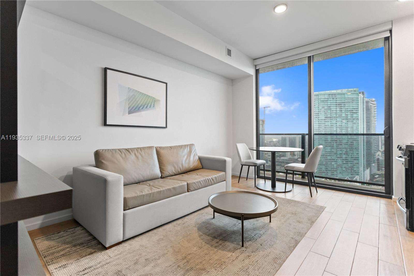 The Elser at 398 5 St, Miami, FL 33132 - For Sale photo 3