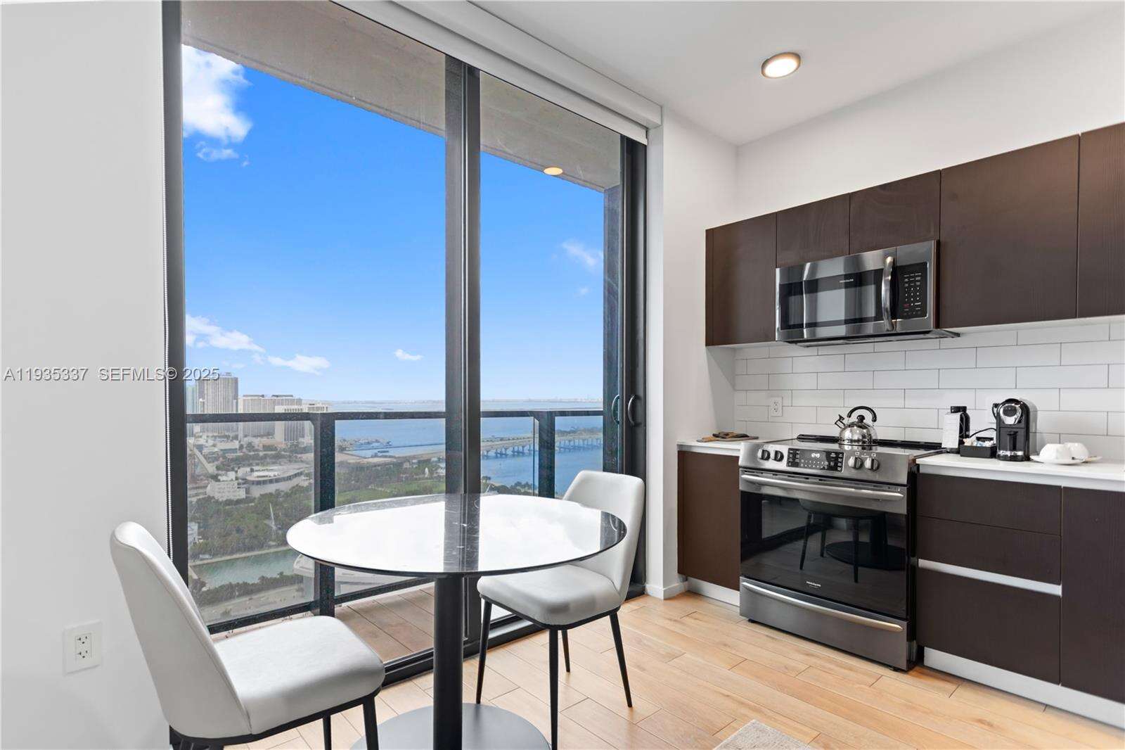 The Elser at 398 5 St, Miami, FL 33132 - For Sale photo 5
