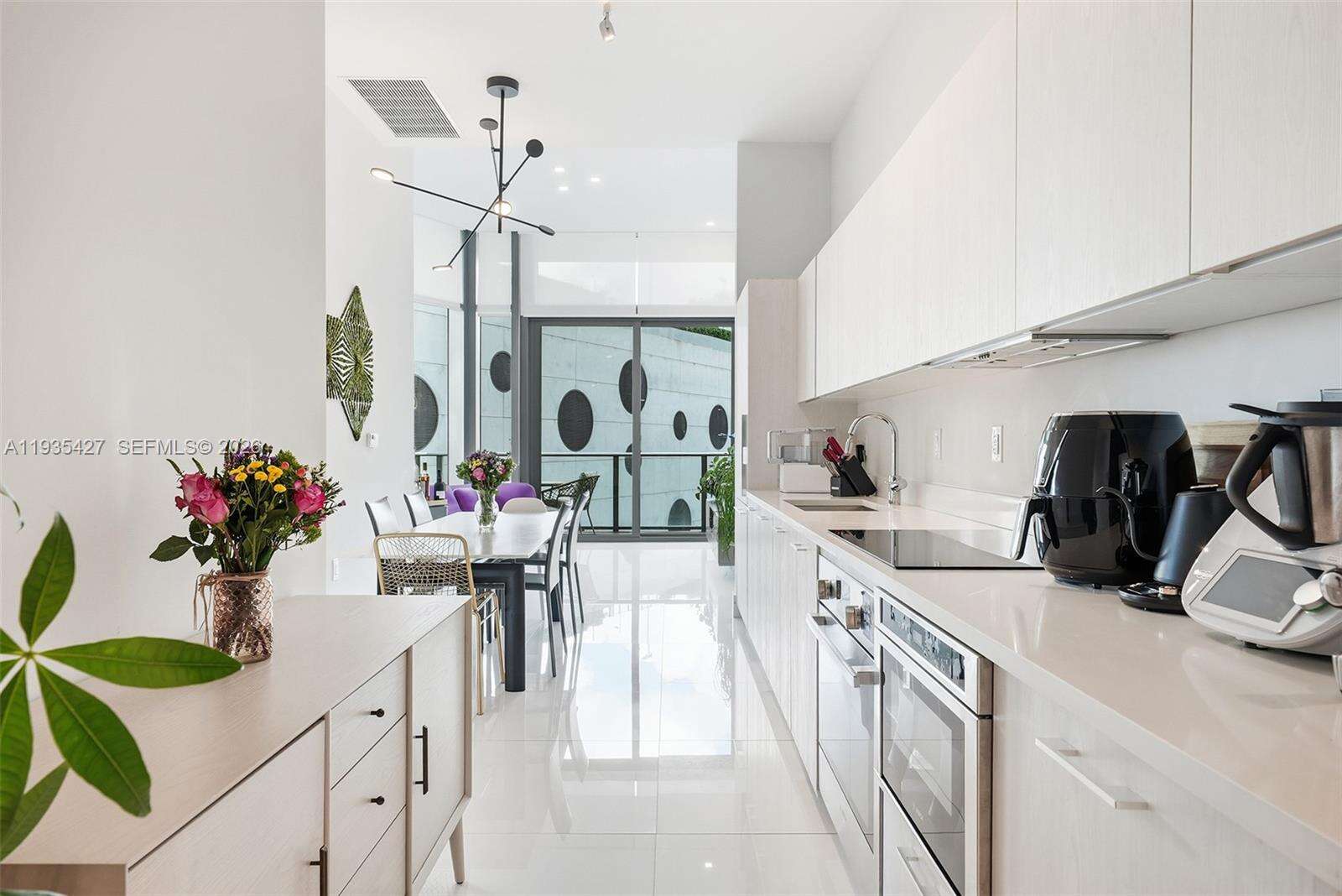 Paraiso Bayviews at 501 31 St, Miami, FL 33137 - For Sale photo 6
