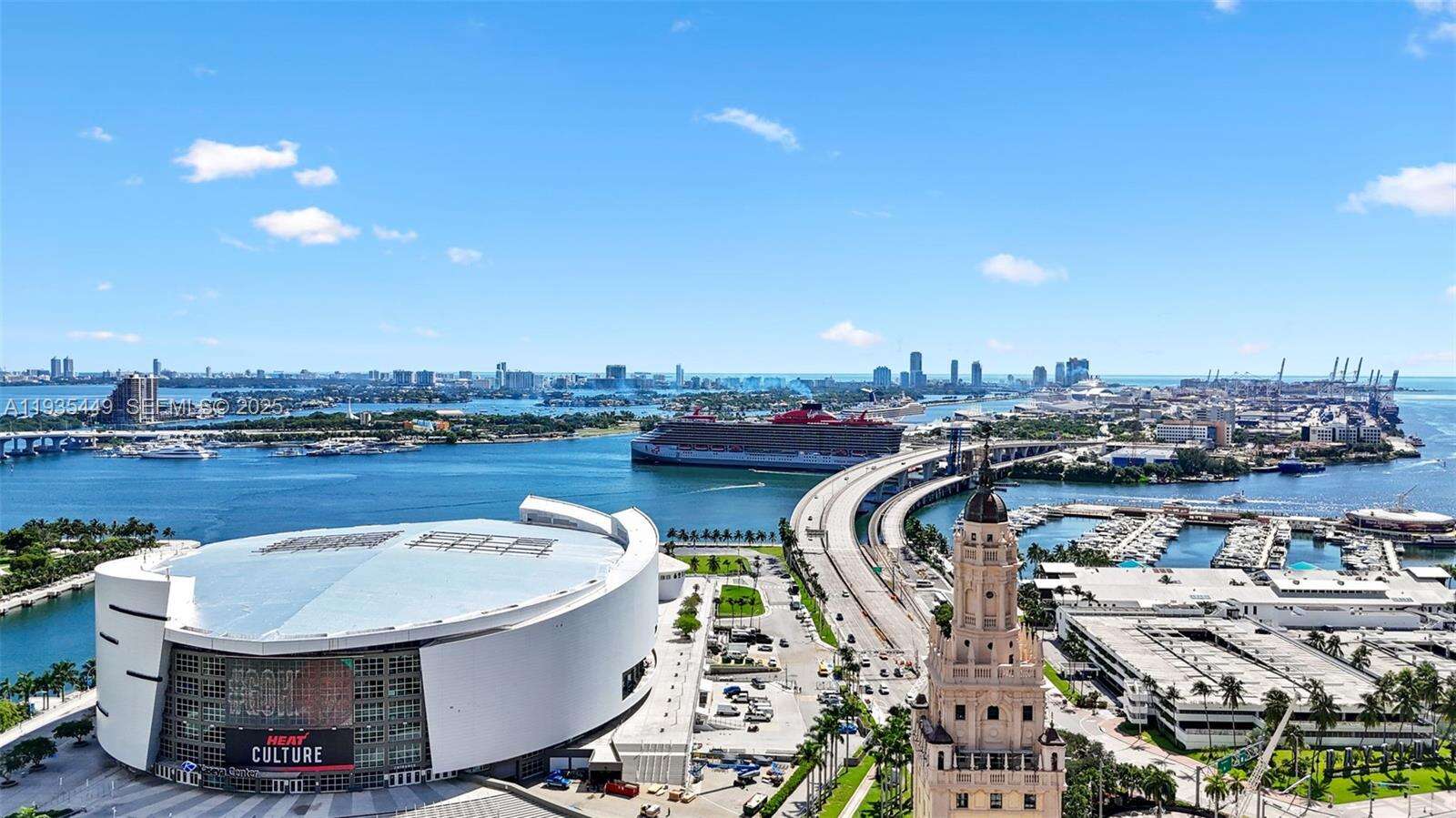 159 NE 6TH STREET - 159 6 St, Miami, FL 33132 | Picture 1