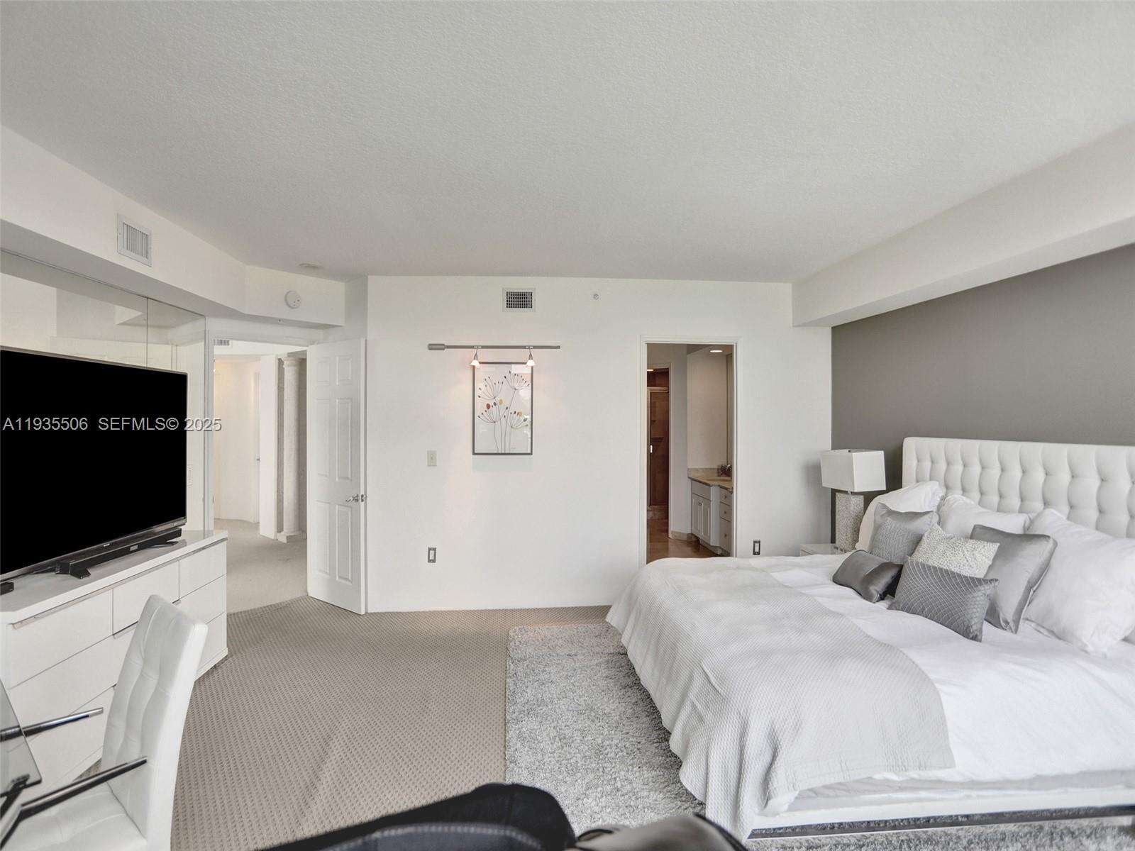 Hidden Bay at 3370 Hidden Bay Dr, Aventura, FL 33180 - For Sale photo 26