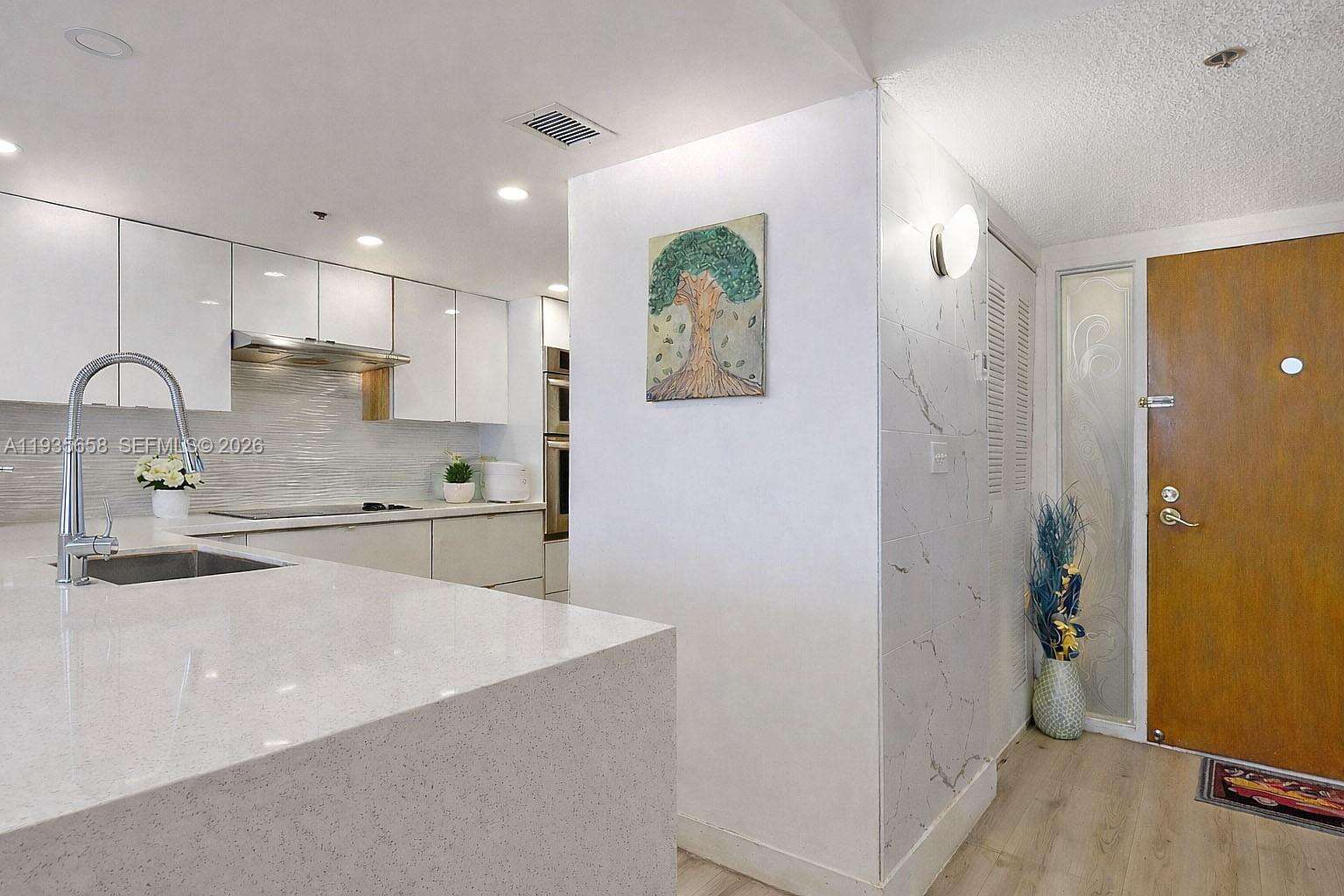 Grandview Palace at 7601 Treasure Dr, North Bay Village, FL 33141 - For Sale photo 28