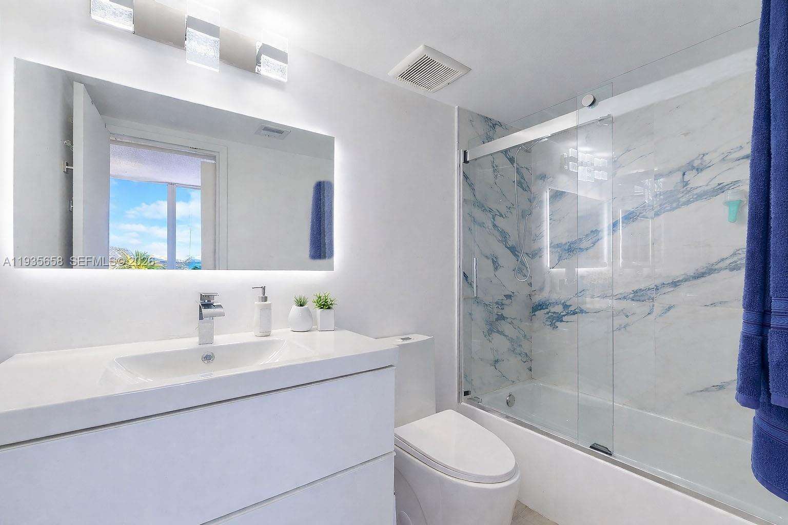 Grandview Palace at 7601 Treasure Dr, North Bay Village, FL 33141 - For Sale photo 43