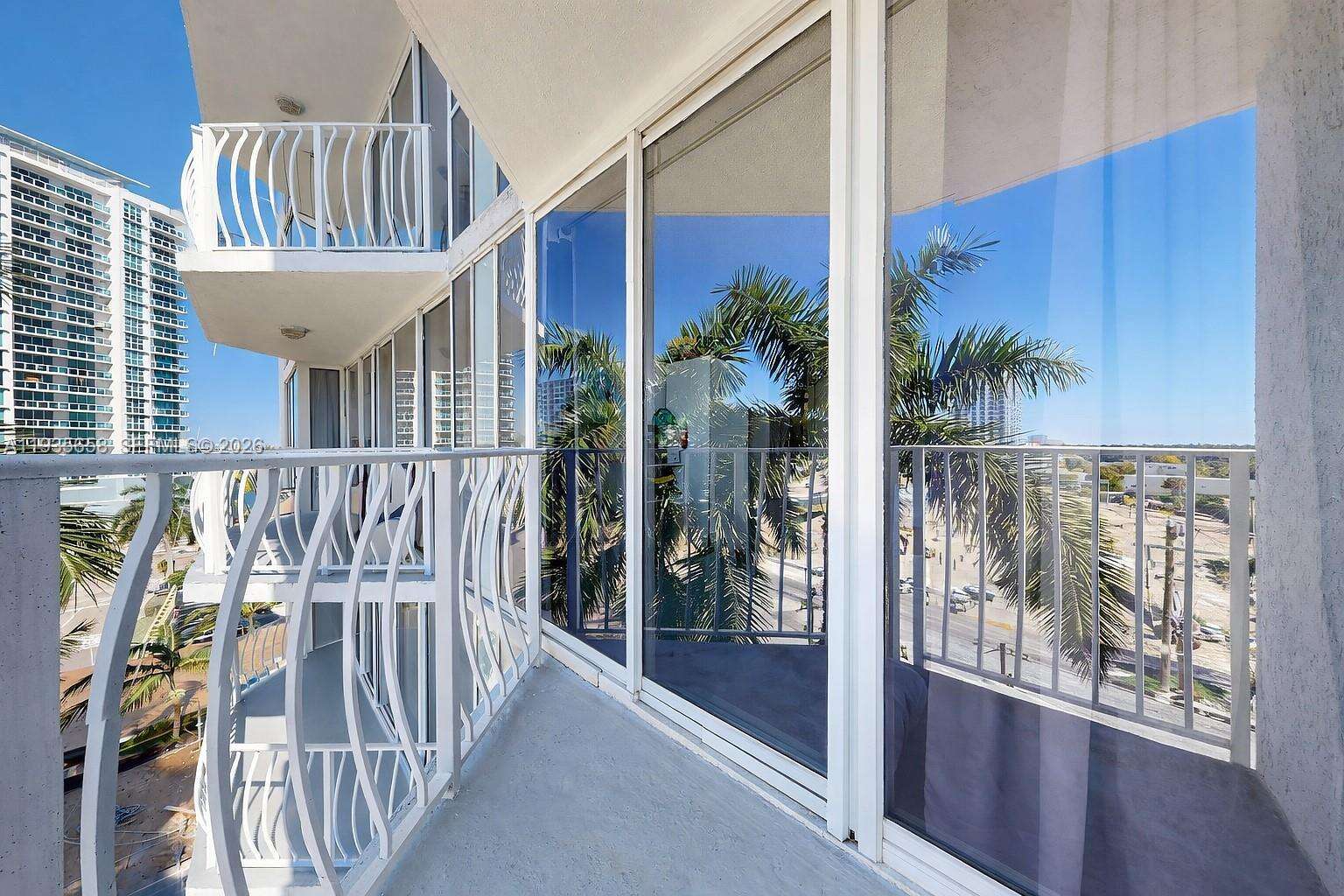 Grandview Palace at 7601 Treasure Dr, North Bay Village, FL 33141 - For Sale photo 53