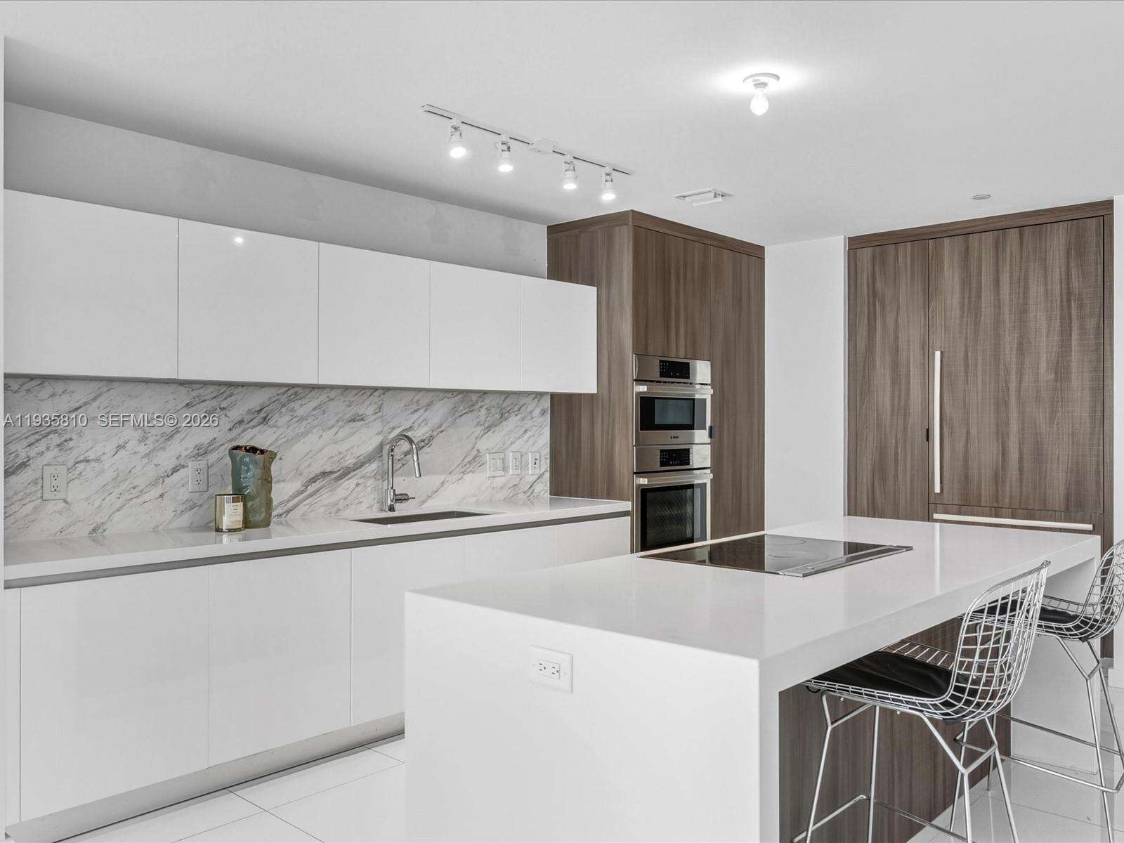 PARAMOUNT MIAMI WORLDCENTER - 851 1 Ave, Miami, FL 33132 | Picture 9