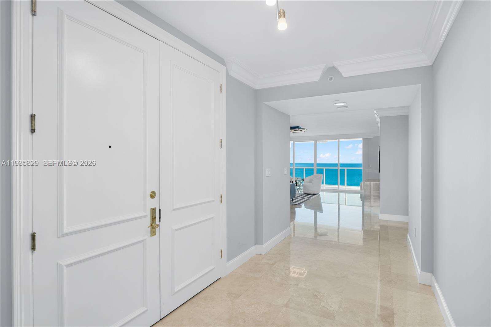 HAMPTONS SOUTH - 20201 Country Club Dr, Aventura, FL 33180 | Picture 12