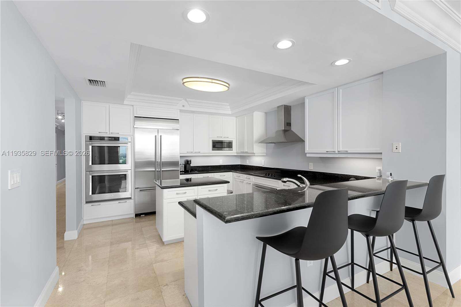 HAMPTONS SOUTH - 20201 Country Club Dr, Aventura, FL 33180 | Picture 13