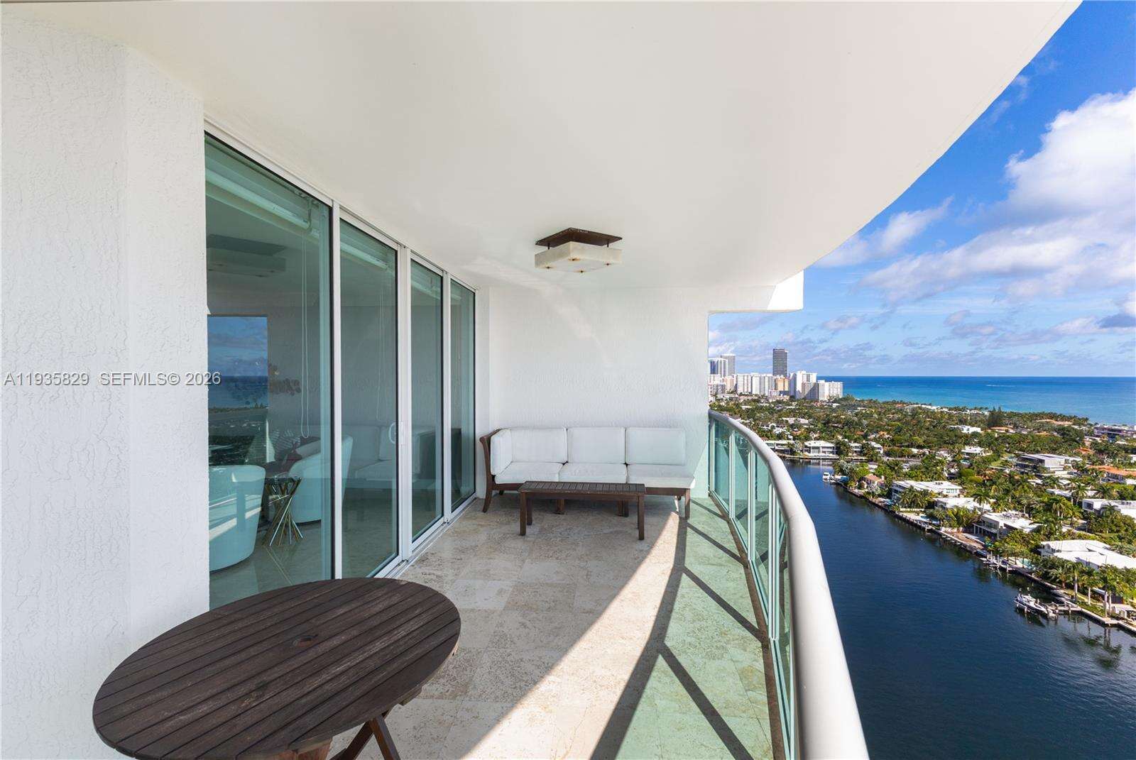 HAMPTONS SOUTH - 20201 Country Club Dr, Aventura, FL 33180 | Picture 24