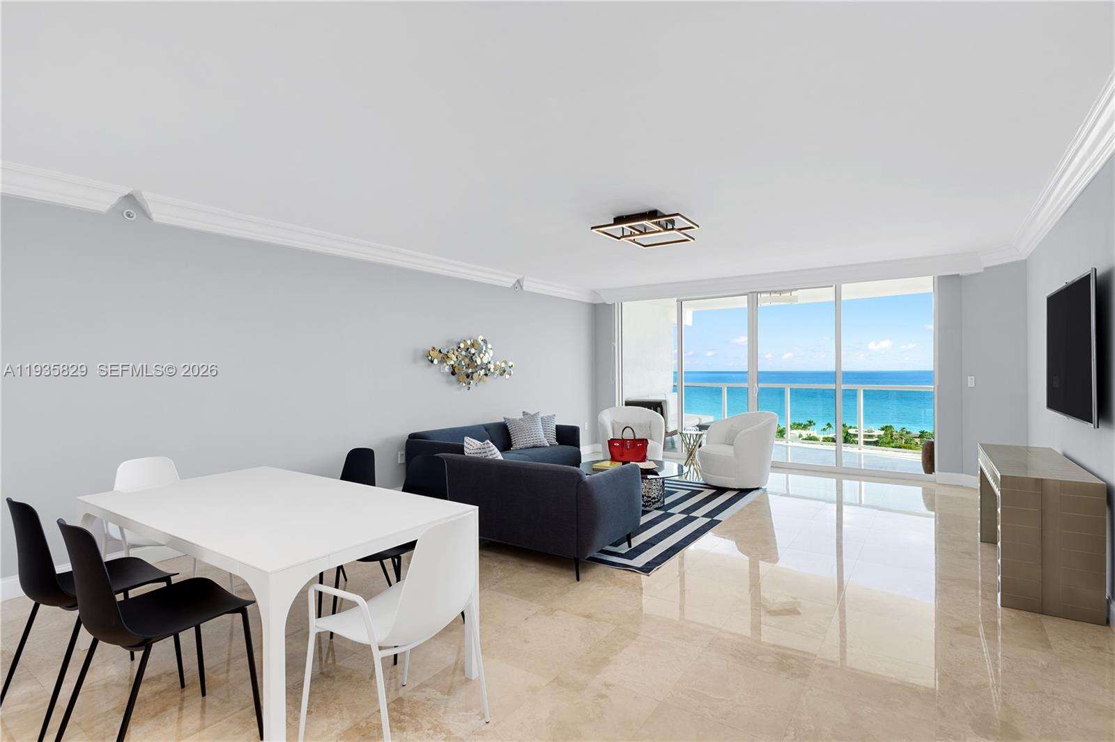 HAMPTONS SOUTH - 20201 Country Club Dr, Aventura, FL 33180 | Picture 10