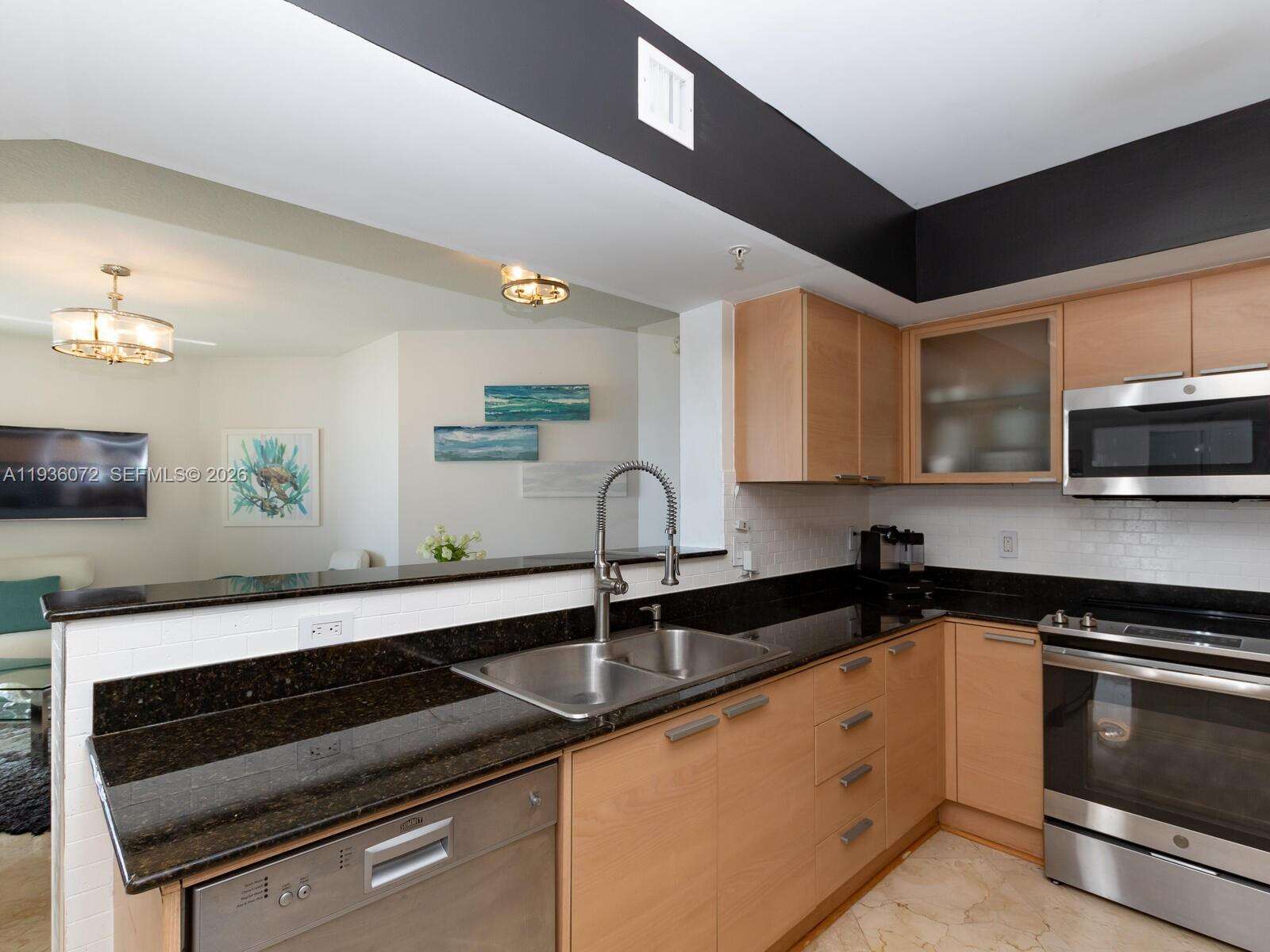 La Perla at 16699 Collins Ave, Sunny Isles Beach, FL 33160 - For Sale photo 14