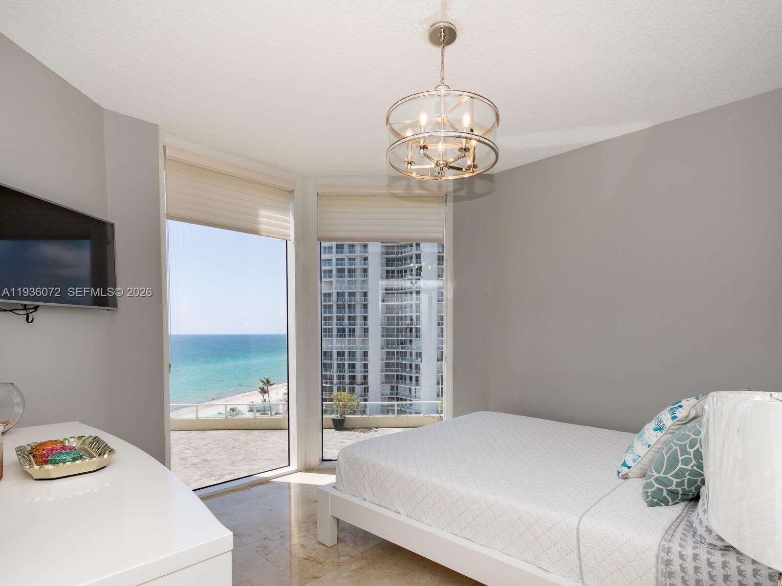 La Perla at 16699 Collins Ave, Sunny Isles Beach, FL 33160 - For Sale photo 26