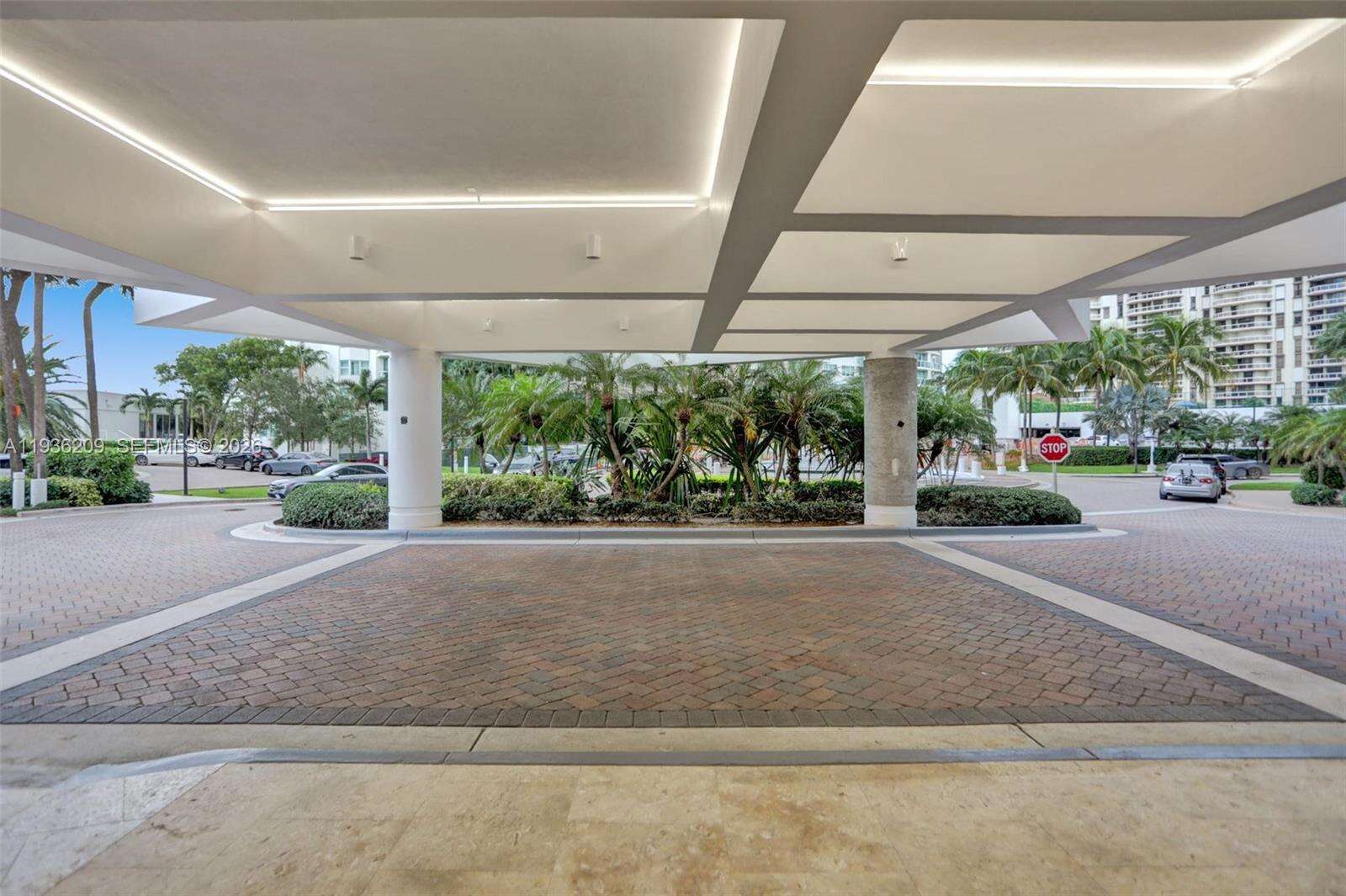 Hamptons West at 20281 Country Club Dr, Aventura, FL 33180 - For Sale photo 51