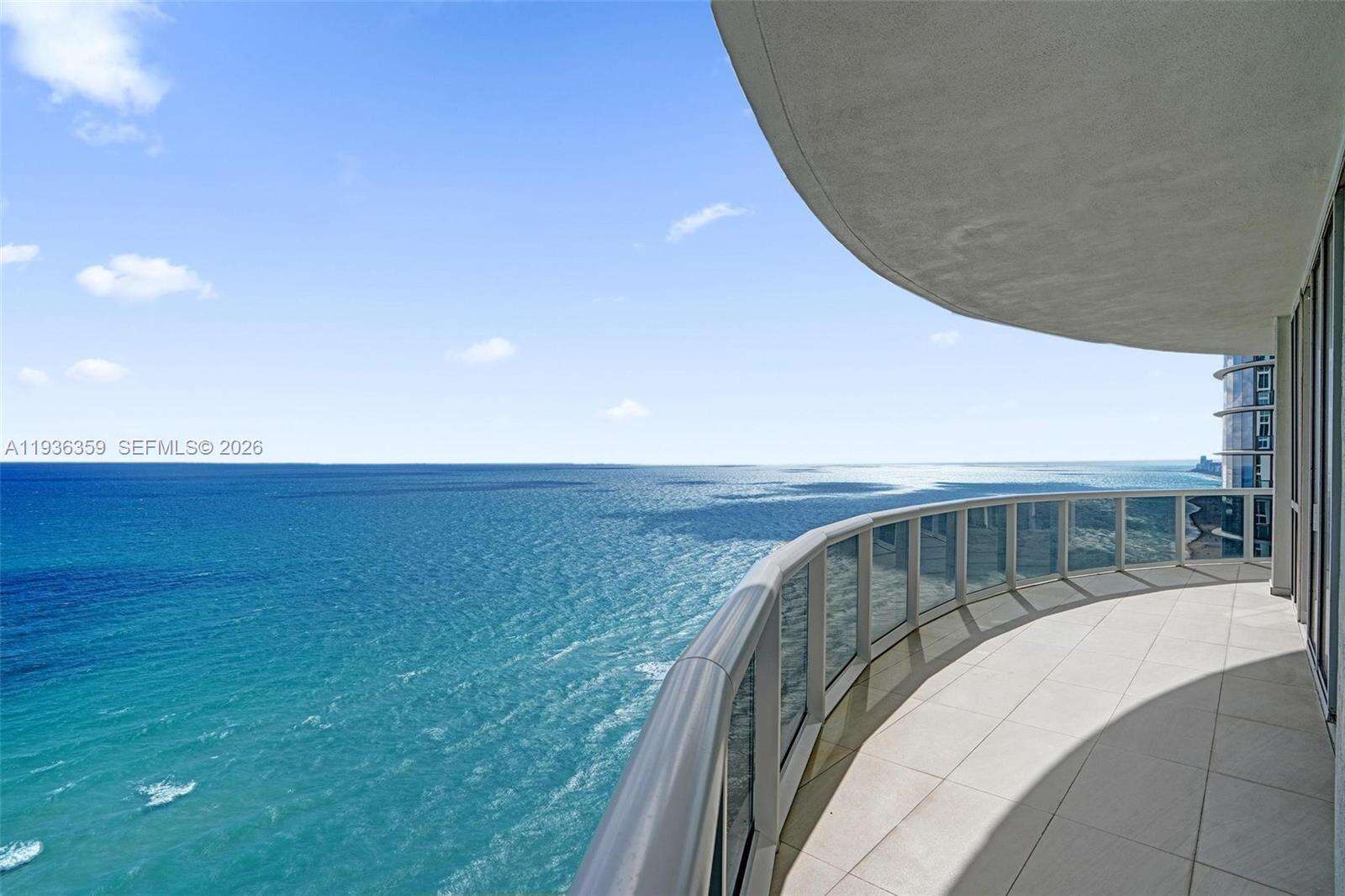 TDR TOWER III - 15811 Collins Ave, Sunny Isles Beach, FL 33160 | Picture 17