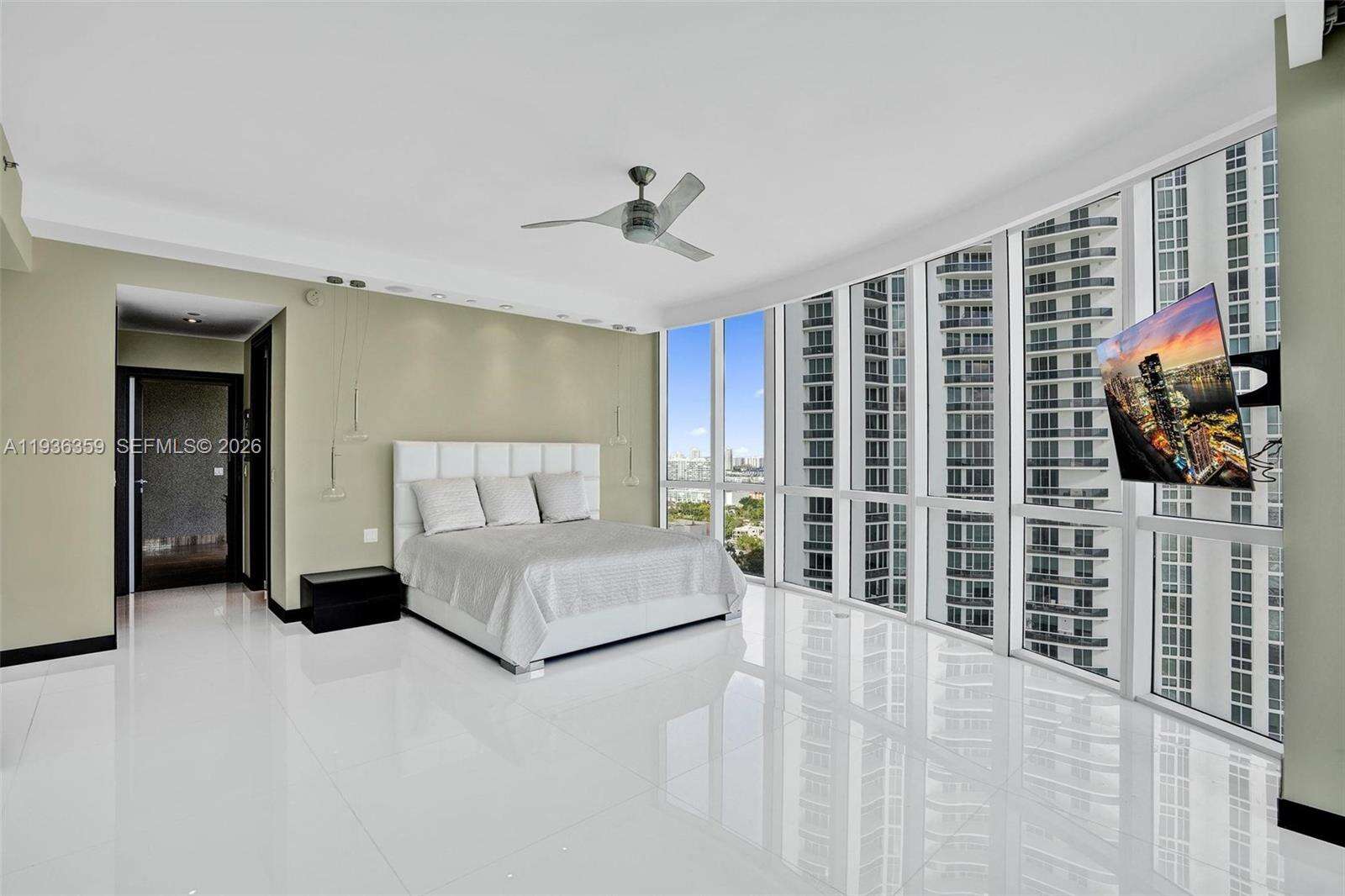 TDR TOWER III - 15811 Collins Ave, Sunny Isles Beach, FL 33160 | Picture 28