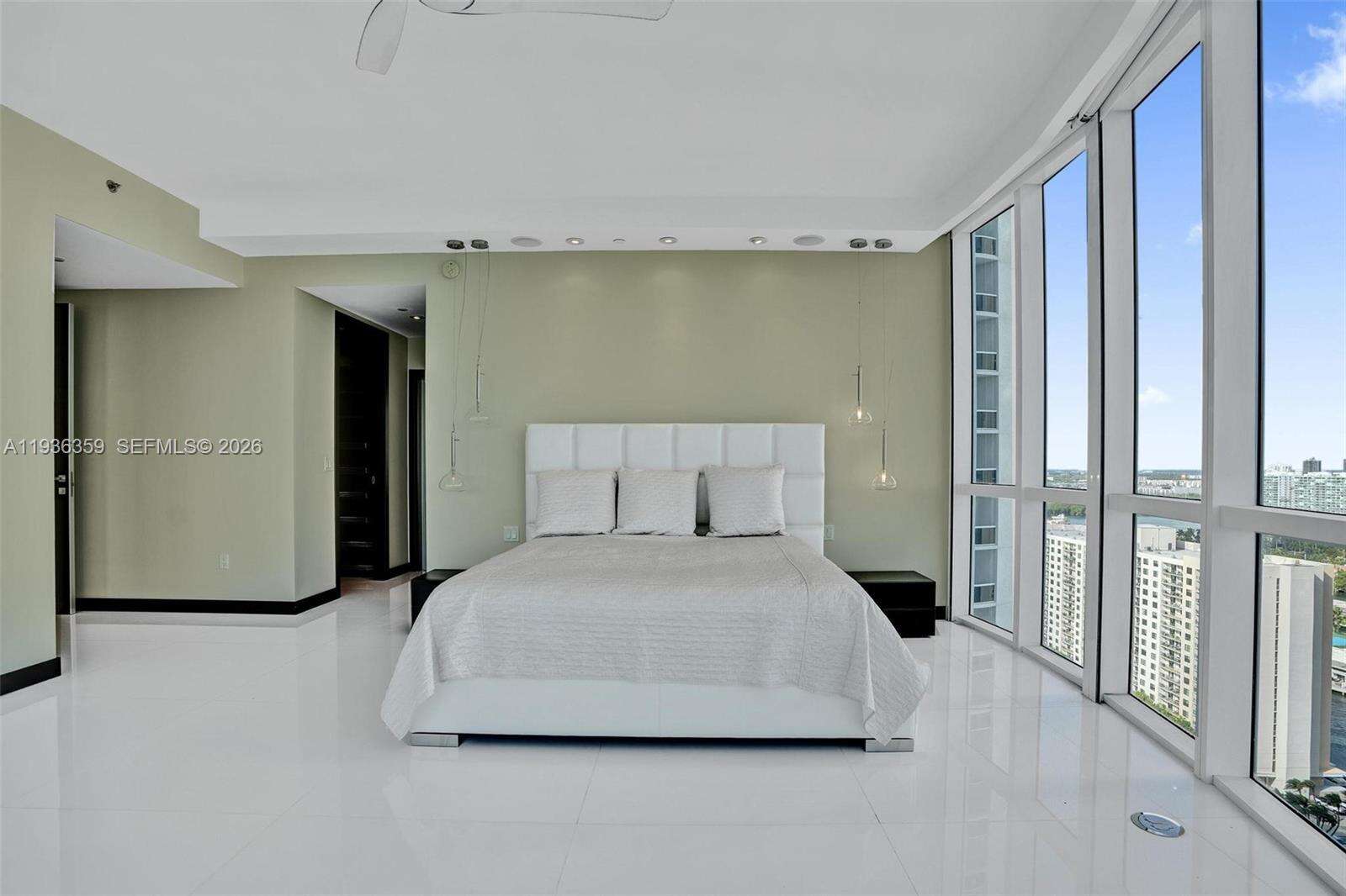 TDR TOWER III - 15811 Collins Ave, Sunny Isles Beach, FL 33160 | Picture 30