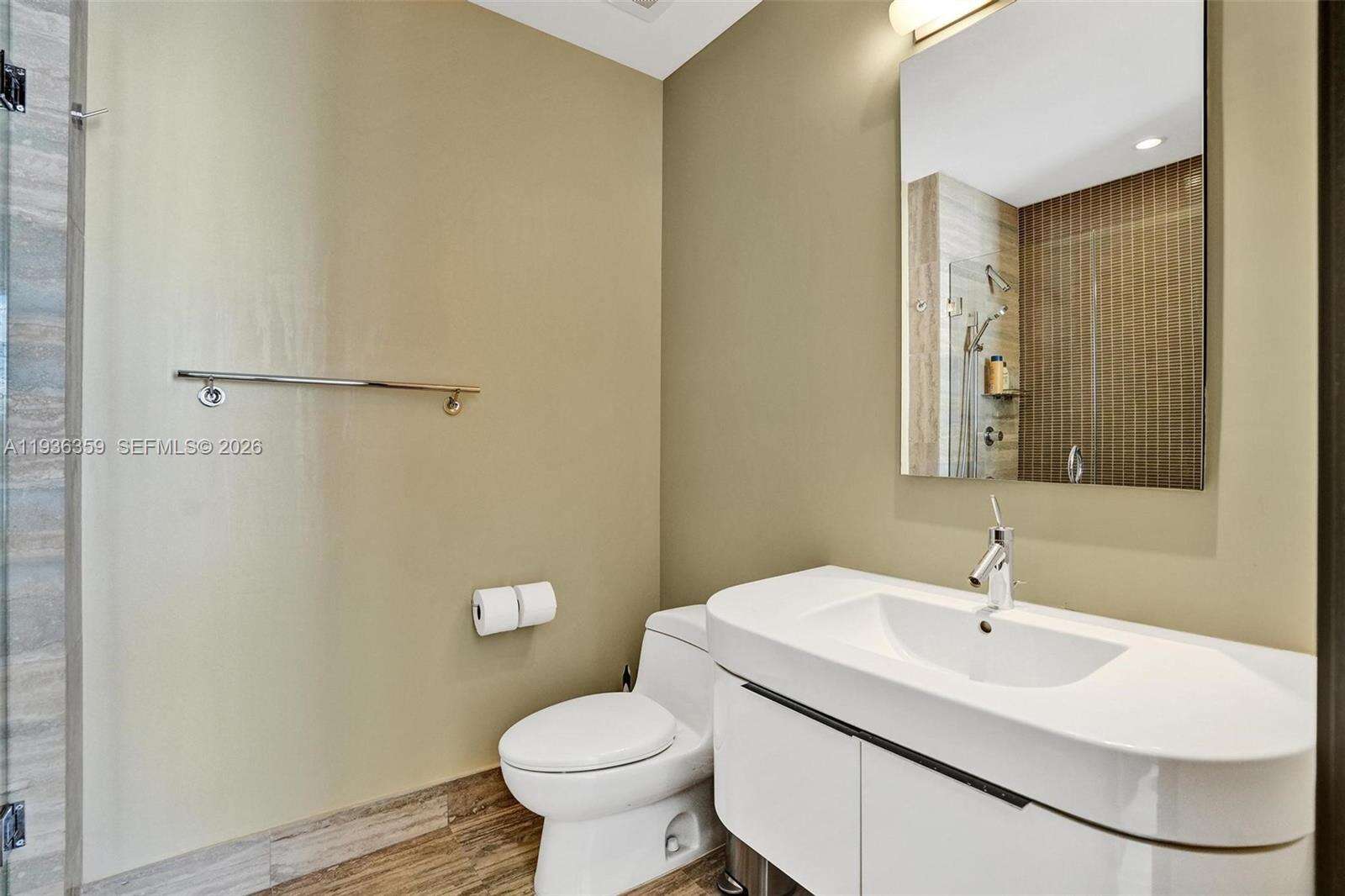 TDR TOWER III - 15811 Collins Ave, Sunny Isles Beach, FL 33160 | Picture 35