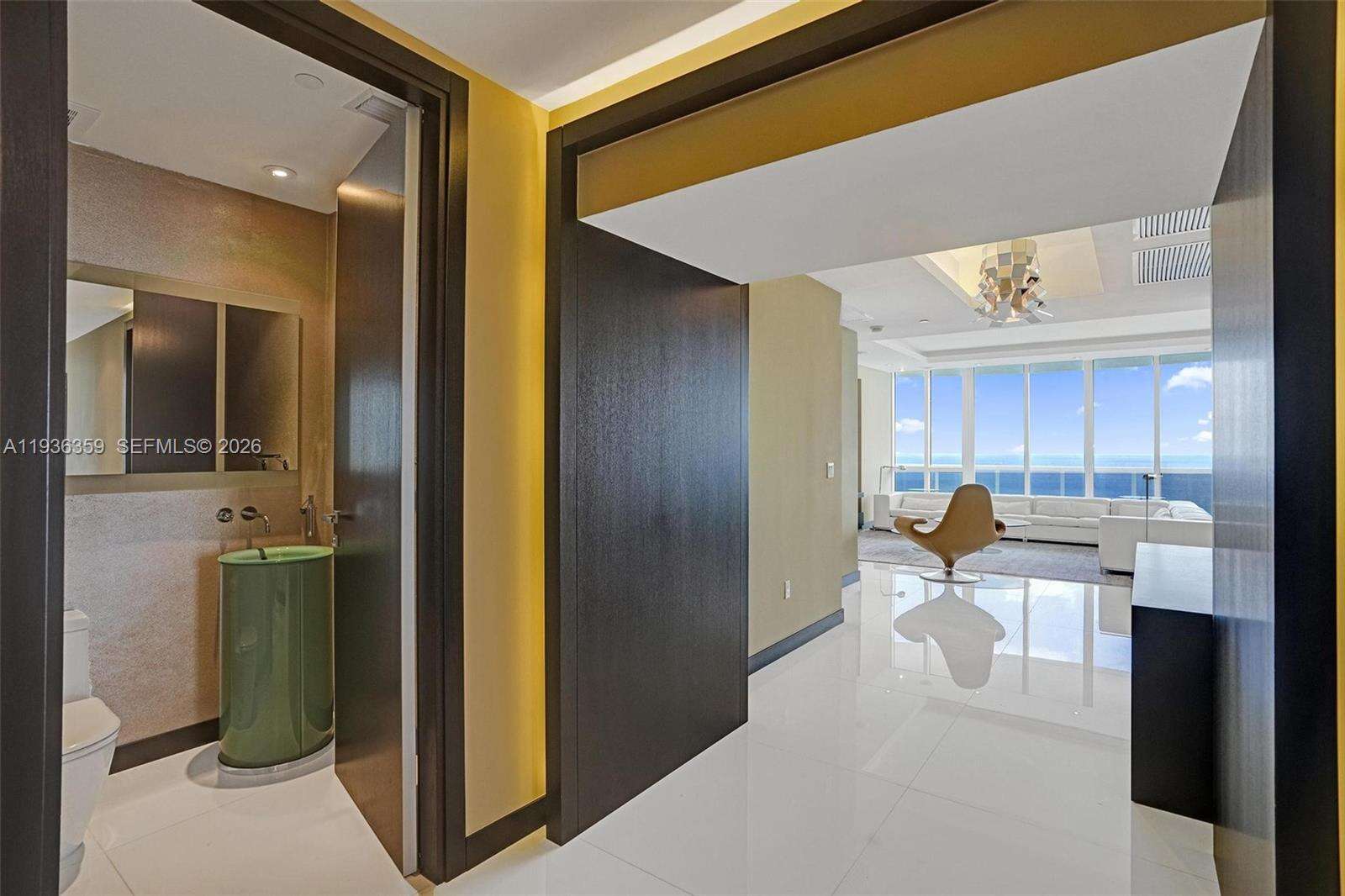 TDR TOWER III - 15811 Collins Ave, Sunny Isles Beach, FL 33160 | Picture 7