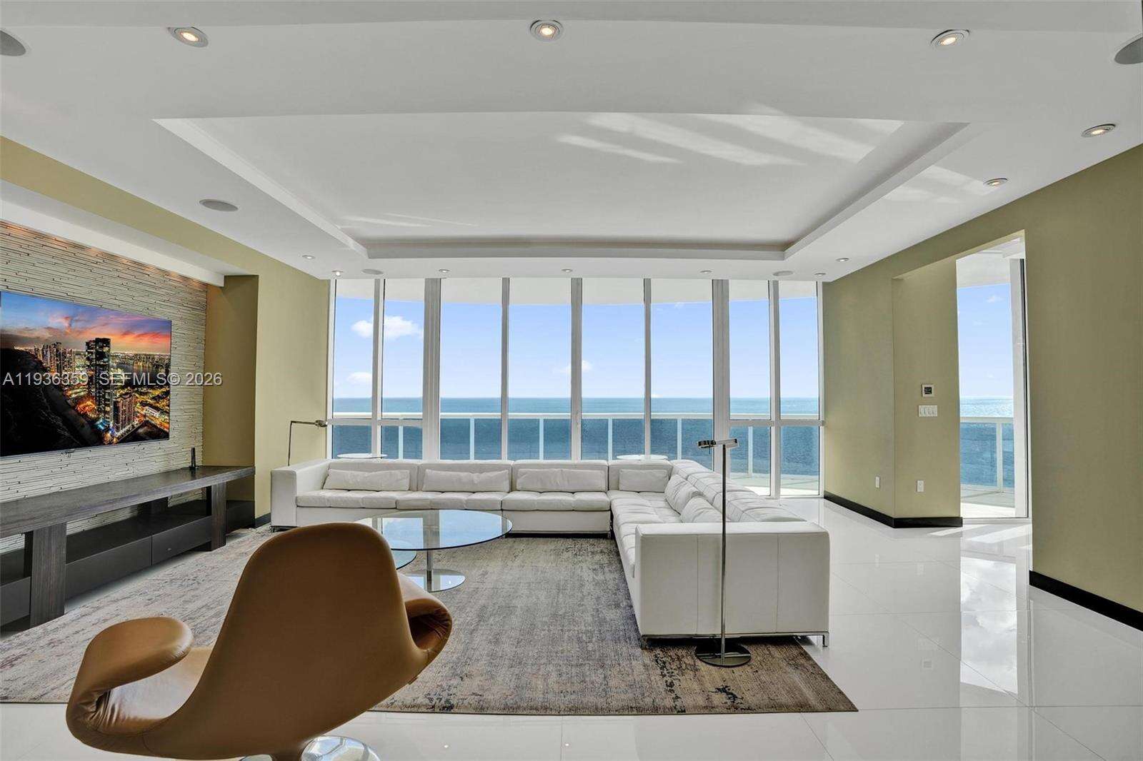 TDR TOWER III - 15811 Collins Ave, Sunny Isles Beach, FL 33160 | Picture 9