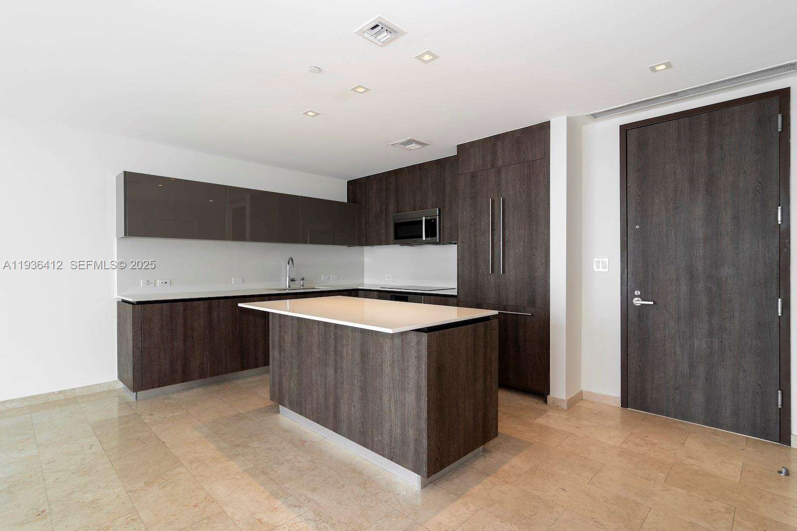 Reach Brickell at 68 6 St, Miami, FL 33131 - For Sale photo 12