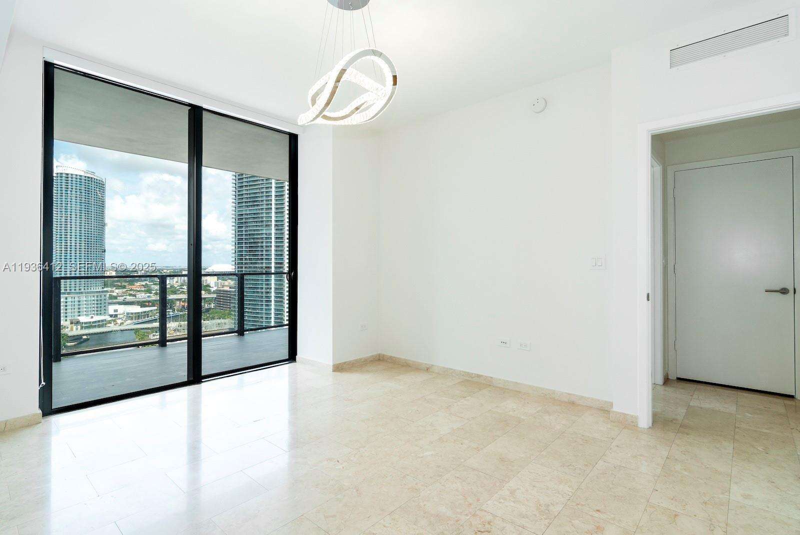 Reach Brickell at 68 6 St, Miami, FL 33131 - For Sale photo 18