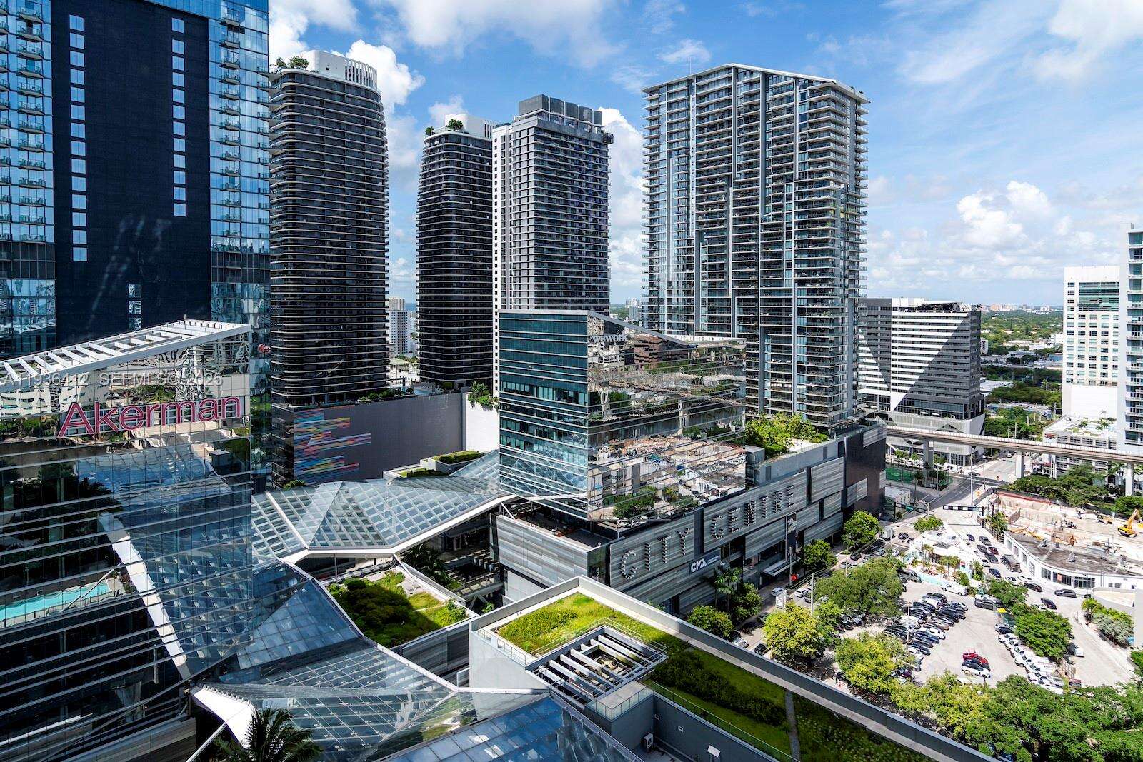 Reach Brickell at 68 6 St, Miami, FL 33131 - For Sale photo 5