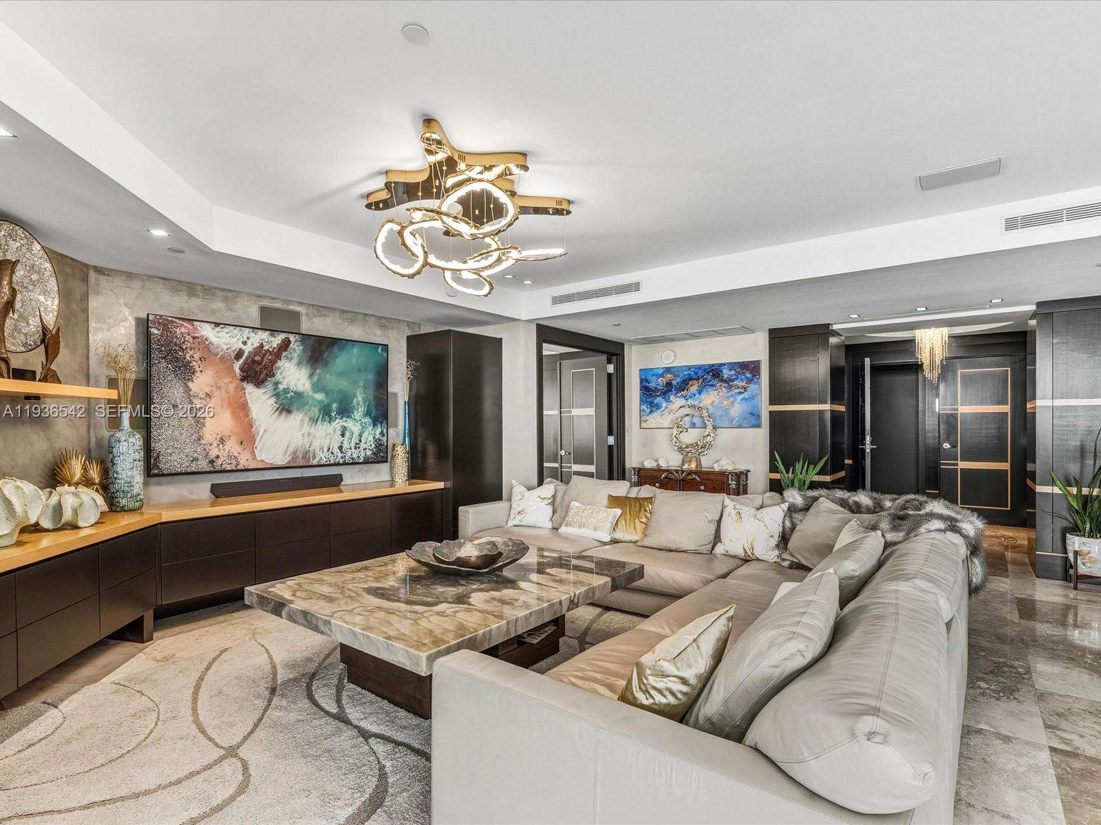 TRUMP ROYALE - 18201 Collins Ave, Sunny Isles Beach, FL 33160 | Picture 2