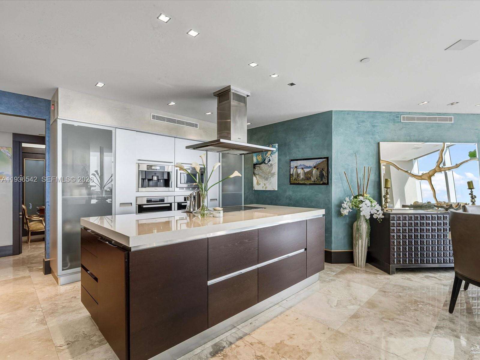 TRUMP ROYALE - 18201 Collins Ave, Sunny Isles Beach, FL 33160 | Picture 12