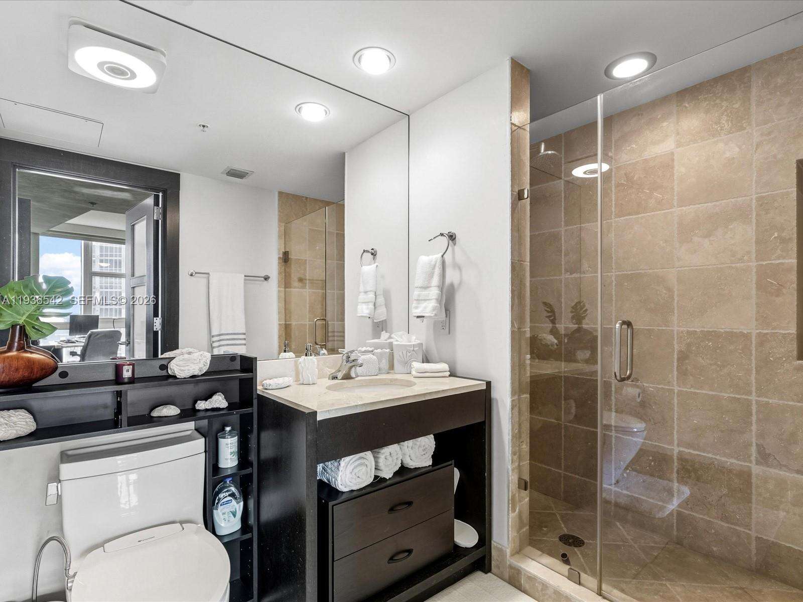 TRUMP ROYALE - 18201 Collins Ave, Sunny Isles Beach, FL 33160 | Picture 32