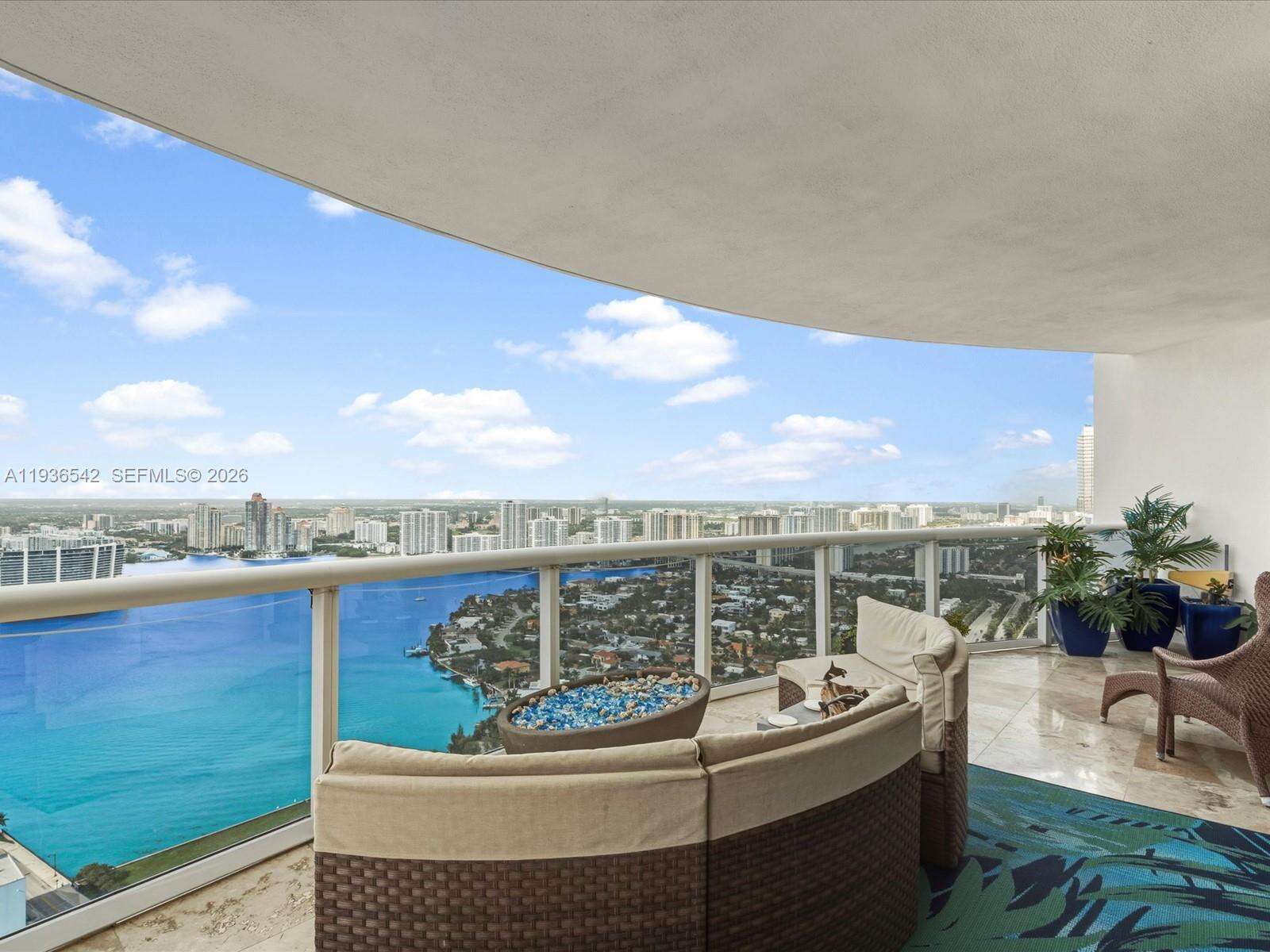 TRUMP ROYALE - 18201 Collins Ave, Sunny Isles Beach, FL 33160 | Picture 67