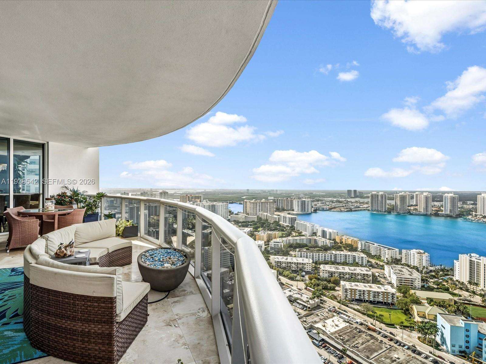 TRUMP ROYALE - 18201 Collins Ave, Sunny Isles Beach, FL 33160 | Picture 74