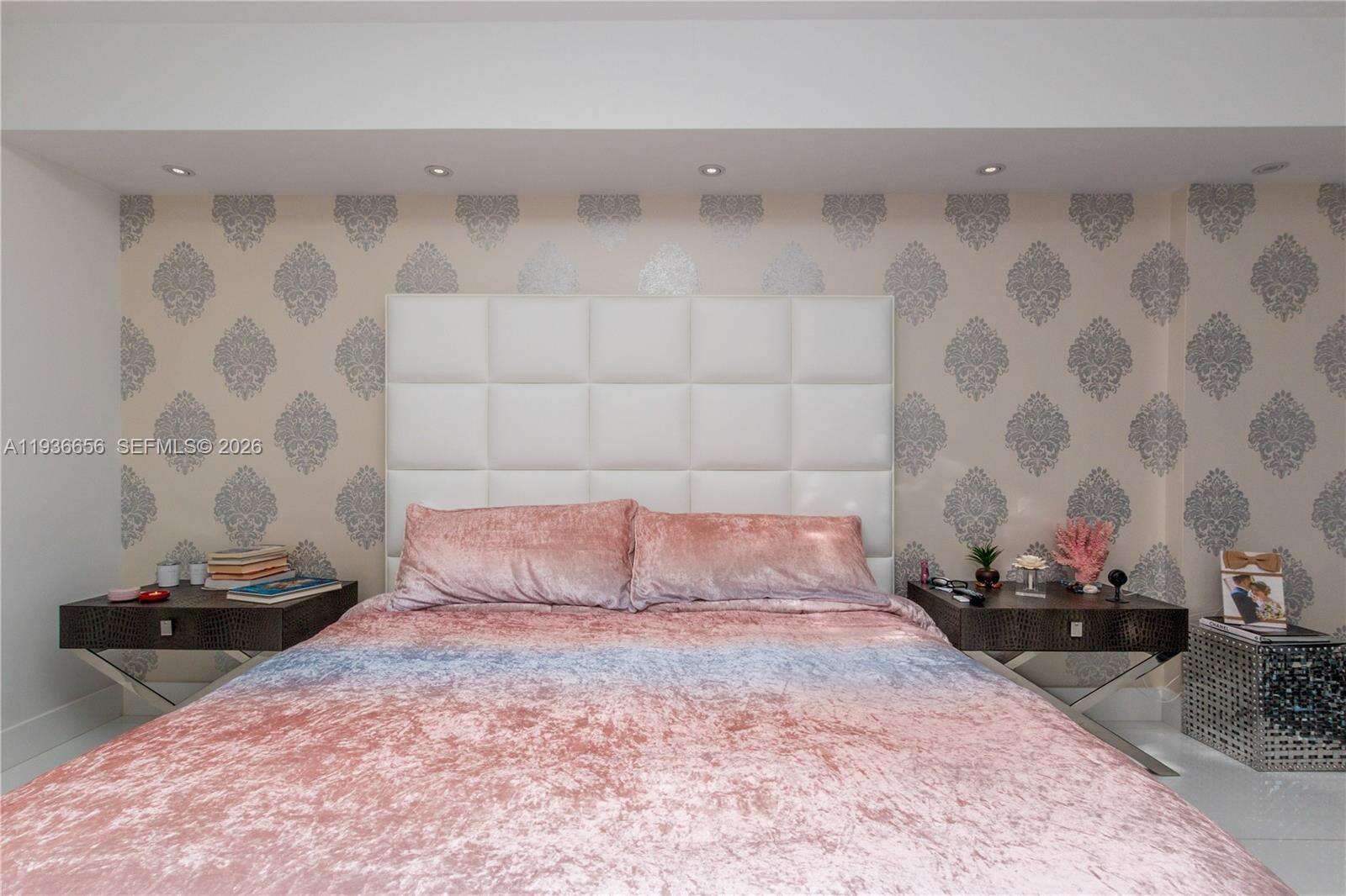 OCEAN FOUR - 17201 Collins Ave, Sunny Isles Beach, FL 33160 | Picture 12