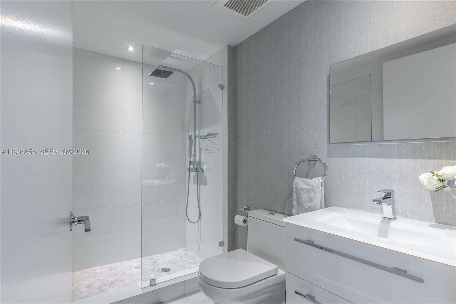 OCEAN FOUR - 17201 Collins Ave, Sunny Isles Beach, FL 33160 | Picture 24