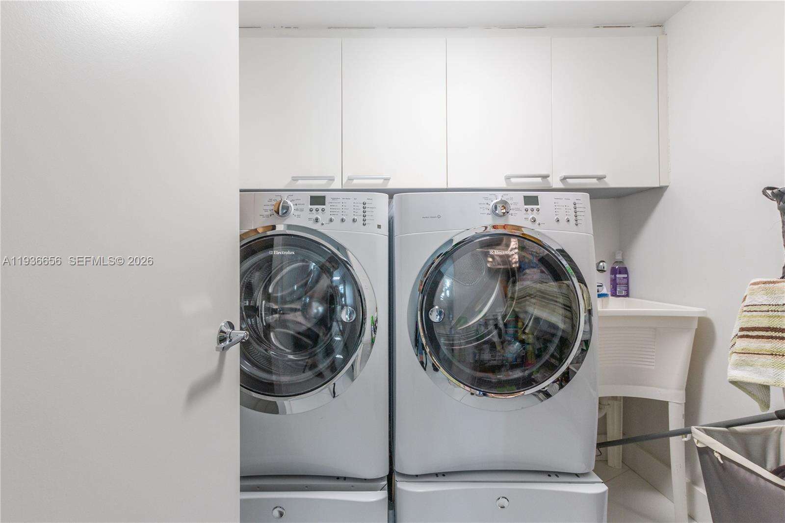 OCEAN FOUR - 17201 Collins Ave, Sunny Isles Beach, FL 33160 | Picture 26