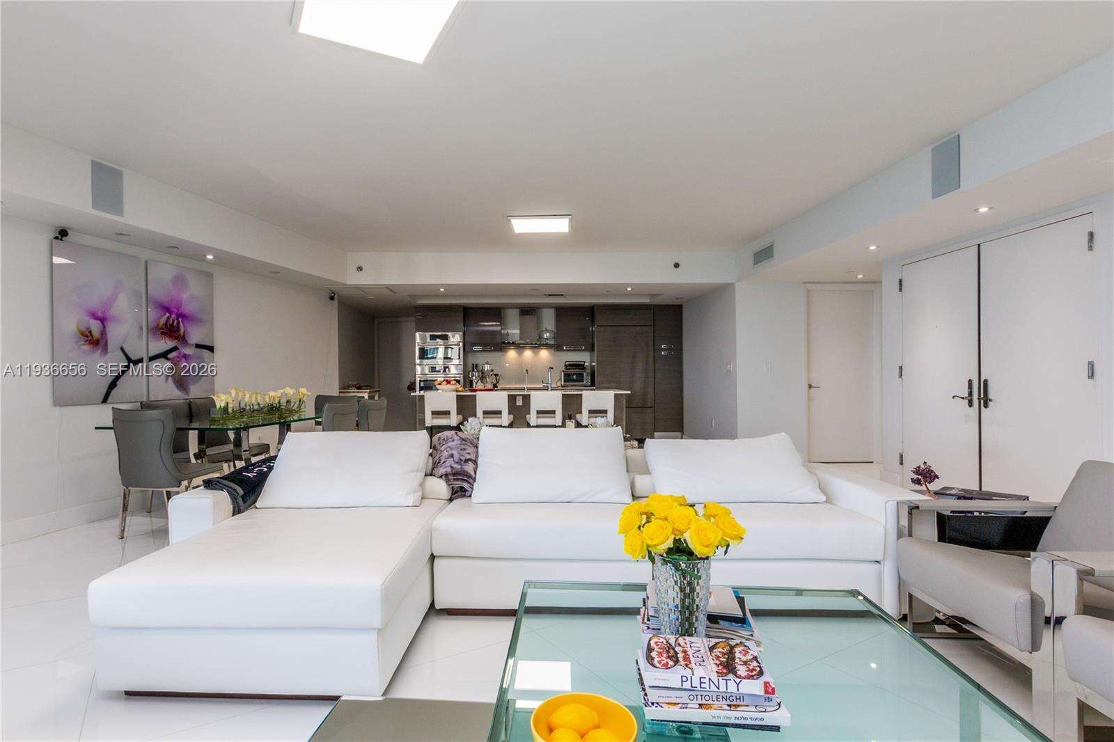 OCEAN FOUR - 17201 Collins Ave, Sunny Isles Beach, FL 33160 | Picture 5