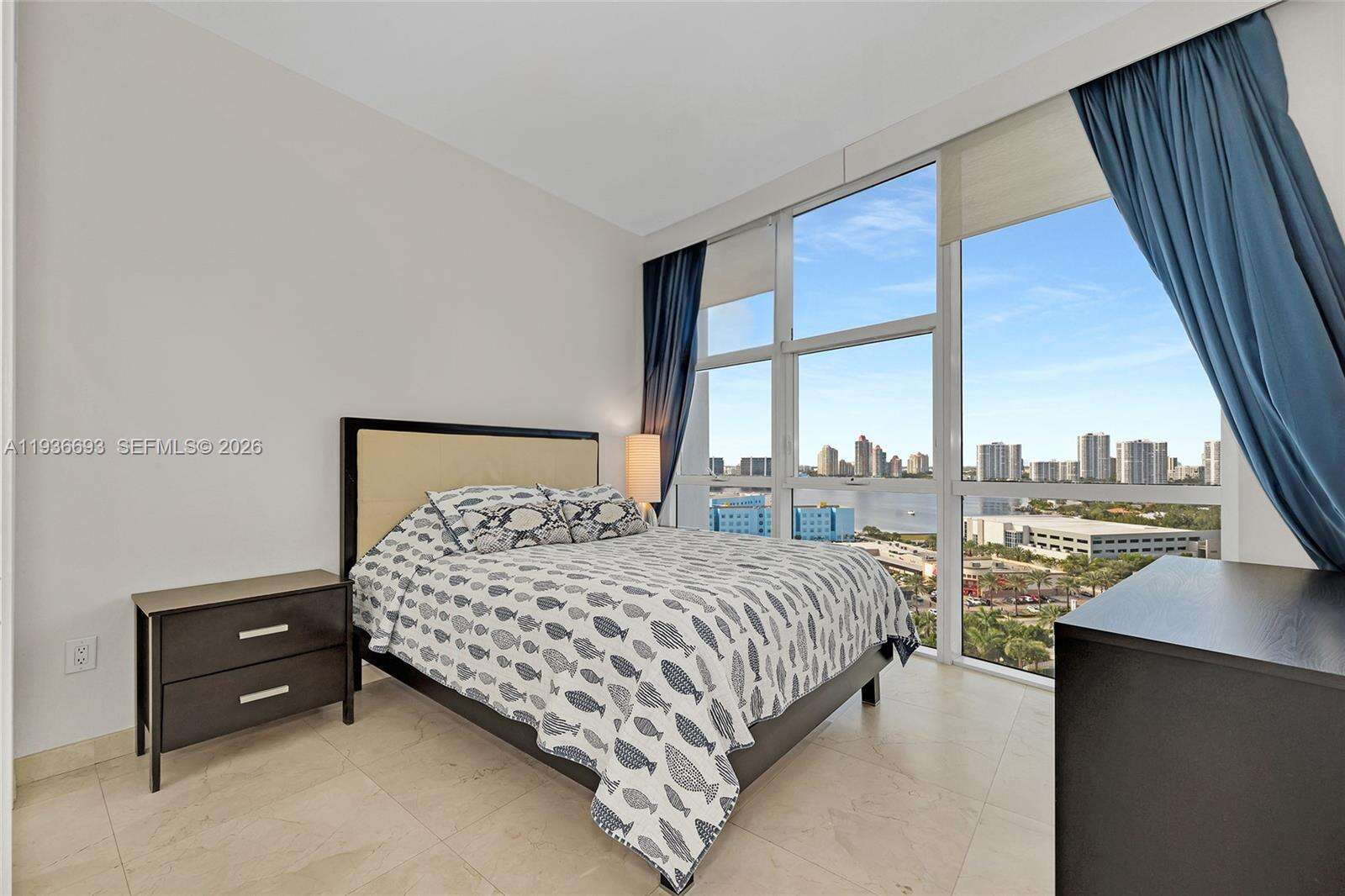 TRUMP PALACE - 18101 Collins Ave, Sunny Isles Beach, FL 33160 | Picture 12