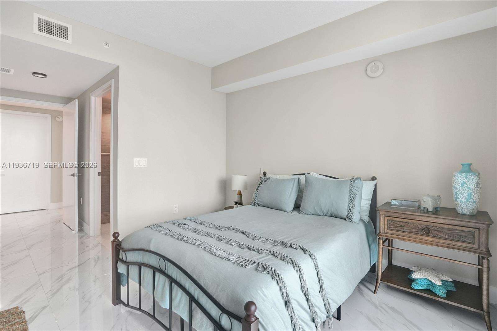 PARQUE TOWERS - 300 Sunny Isles Blvd, Sunny Isles Beach, FL 33160 | Picture 16